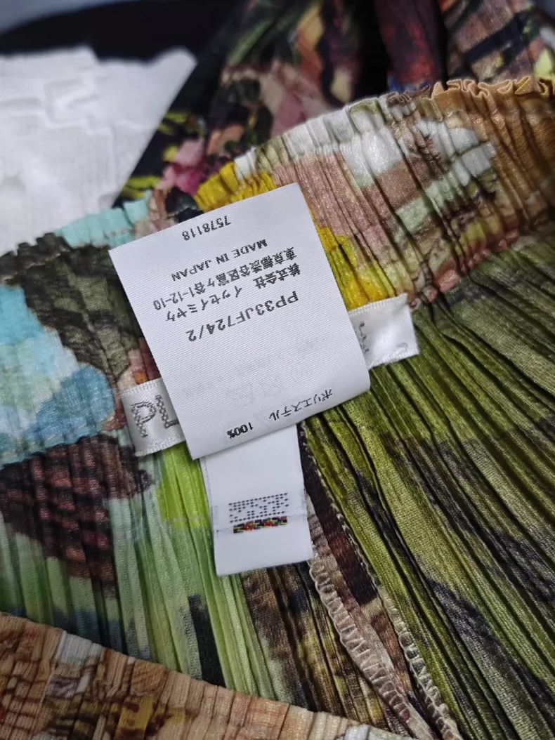 Issey Miyake Issey Miyake Animal series straight-leg pants Size 25" / US 0 / IT 36 - 9 Thumbnail