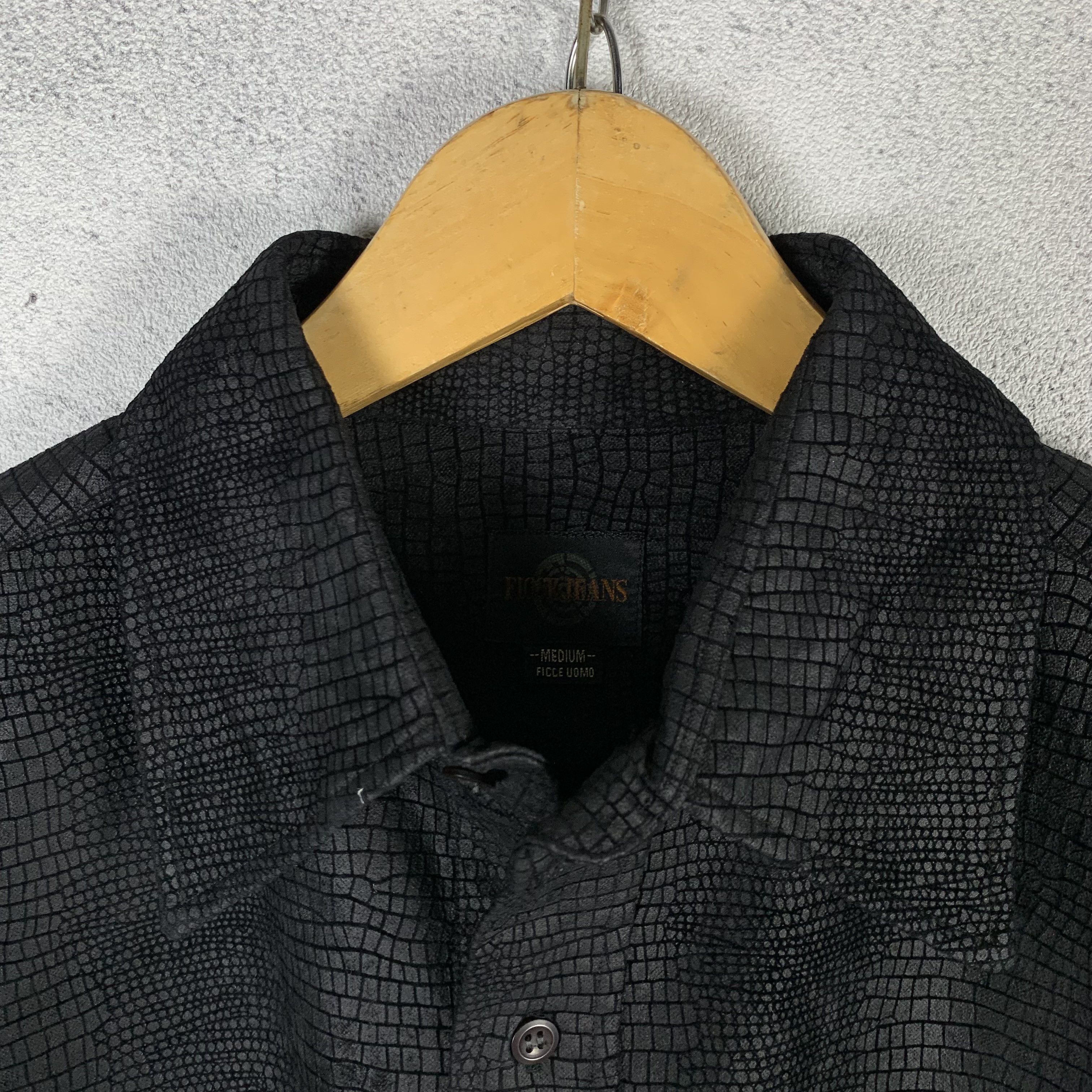 Yoshiyuki Konishi Ficce Uomo Black Crocodile Pattern Shirt Grunge / Y2K Style Size US M / EU 48-50 / 2 - 5 Thumbnail
