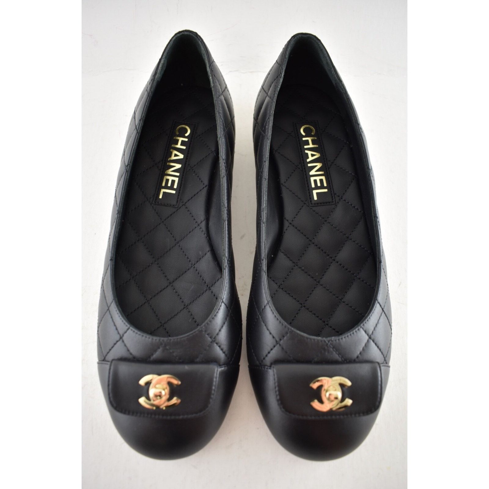 Chanel Chanel Black Leather Turnlock CC Logo Quilted Ballet Flat 37 Size US 6 / IT 36 - 8 Thumbnail