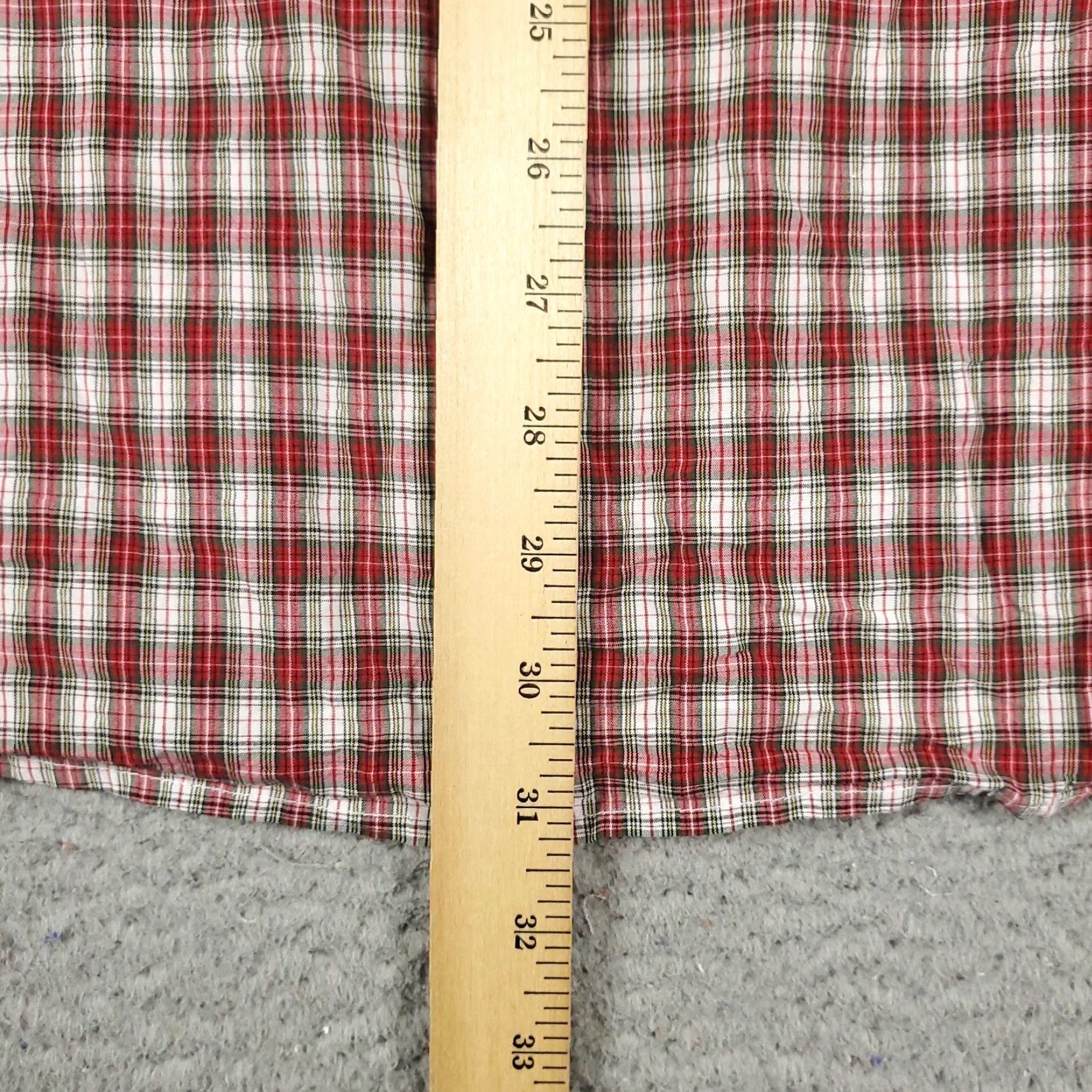 Tommy Hilfiger Tommy Hilfiger Red Plaid Button-Up Shirt Mens Large Long Sleeve Casual Size US L / EU 52-54 / 3 - 6 Thumbnail