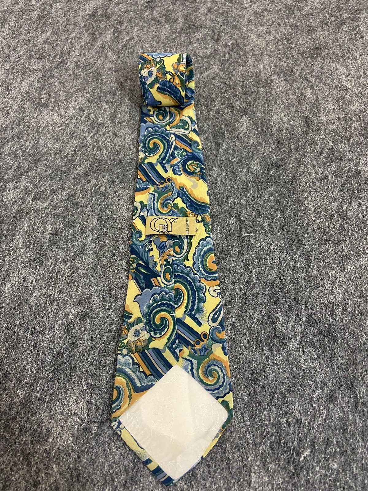 The Tie Bar × Vintage Vintage tie G and roma Italian brand Size ONE SIZE - 2 Thumbnail