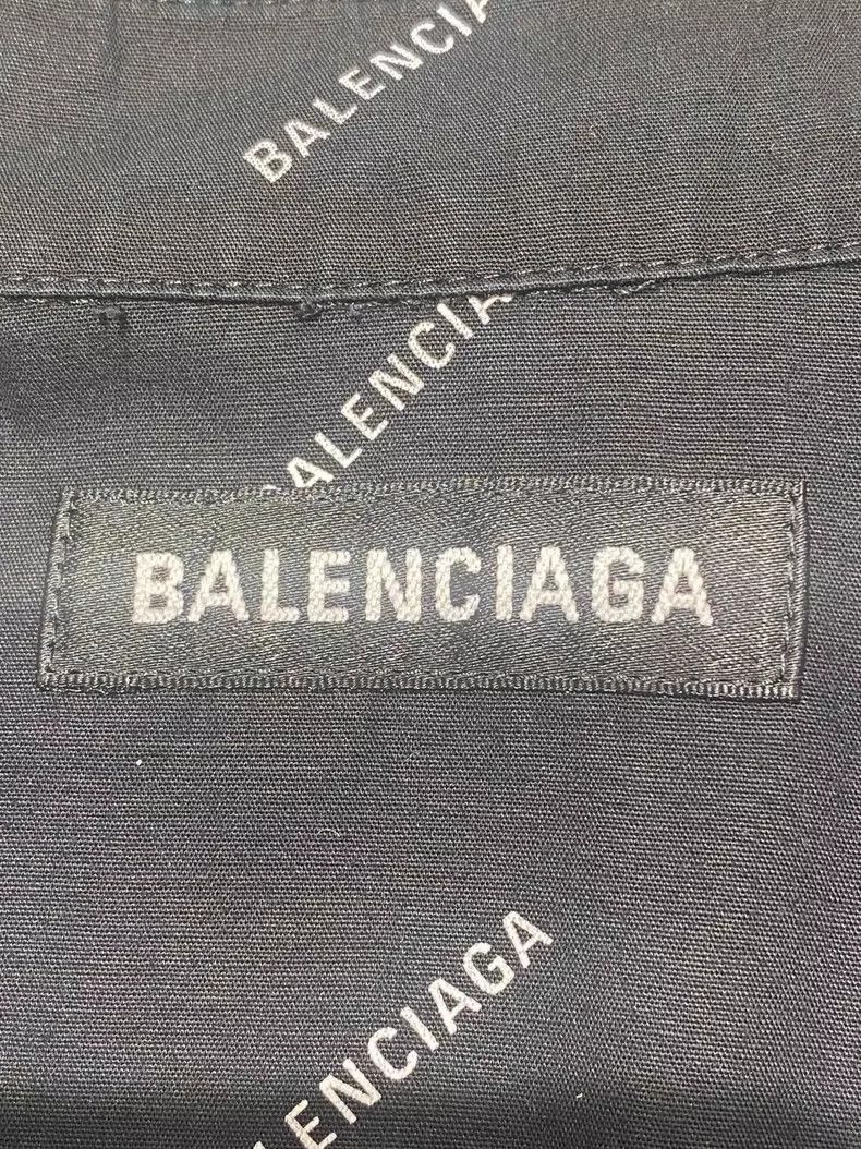 Balenciaga Balenciaga size 37 Full printed logo shirt Size US S / EU 44-46 / 1 - 3 Thumbnail
