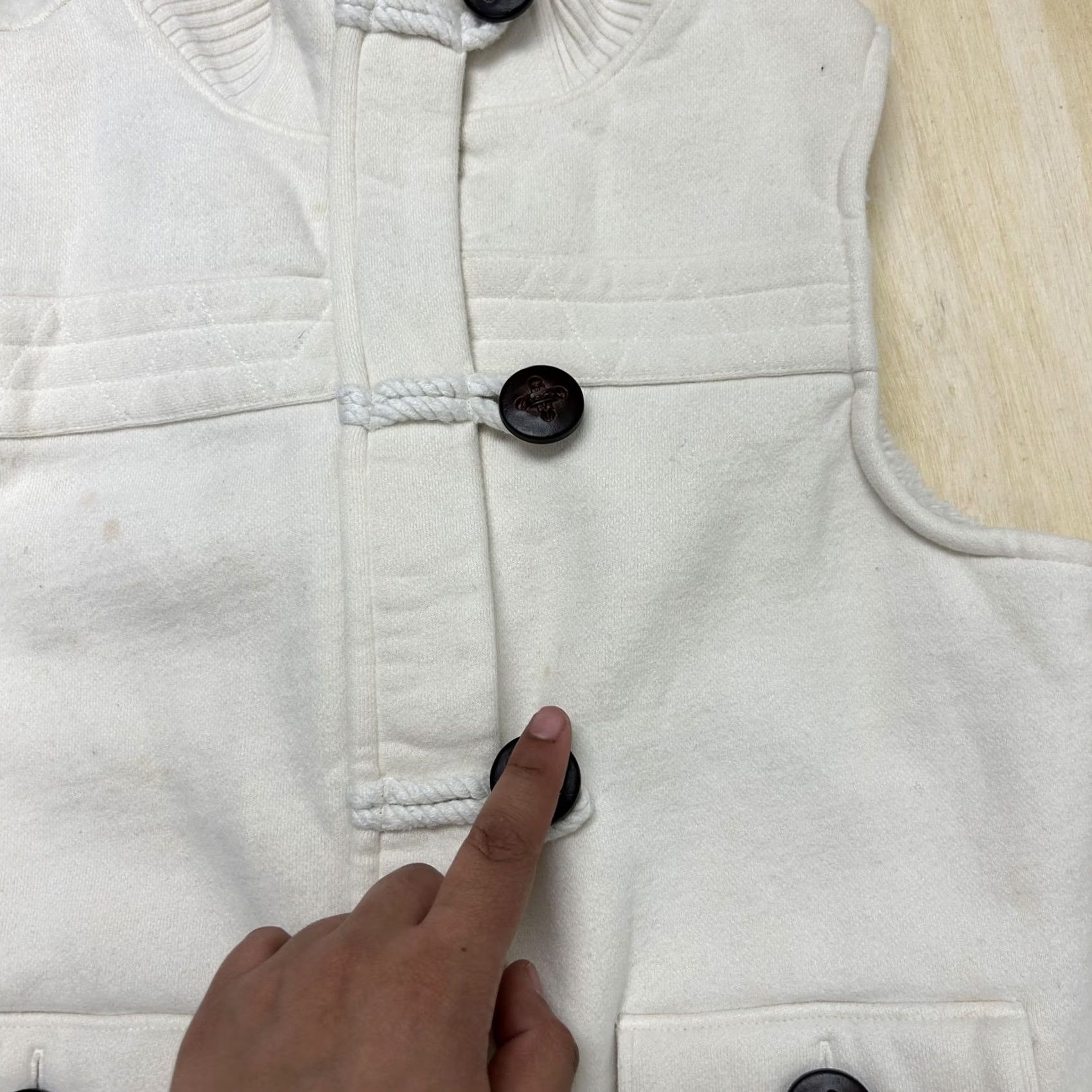 Old Navy Old Navy Vest Womens Small White Fleece Button Front Pockets Sherpa Lined Size S / US 4 / IT 40 - 5 Thumbnail