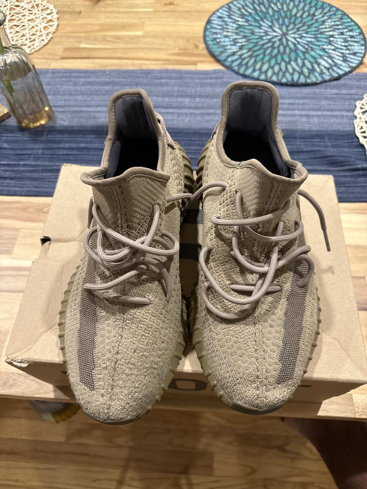 Yeezy Yeezy Boost 350 V2 - Earth Size US 11 / EU 44 - 6 Thumbnail