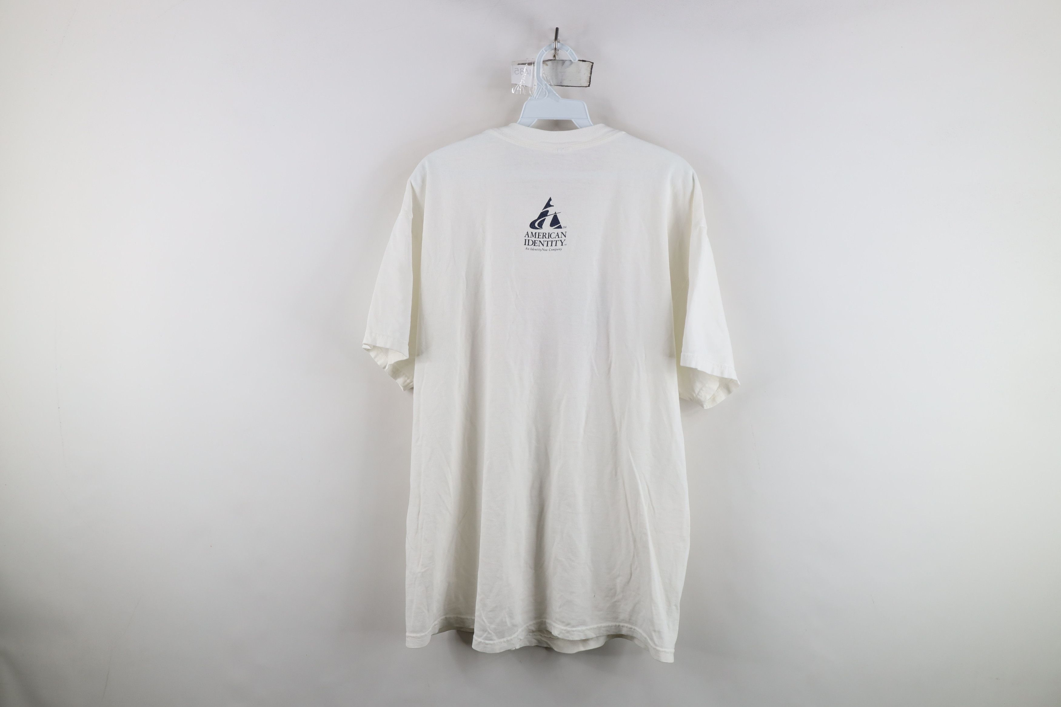Vintage Vintage 90s Streetwear USA Flag Box Logo T-Shirt White Size US L / EU 52-54 / 3 - 11 Thumbnail