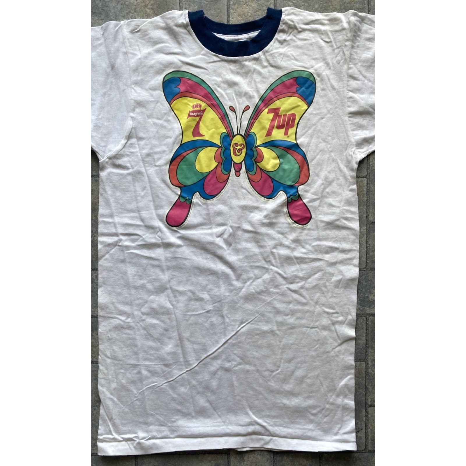 Vintage VINTAGE RARE Single Stitch T Shirt Butterfly Men M White 70s 80s 90s Peter Max John Alcorn 7up Mens Size US M / EU 48-50 / 2 - 2 Thumbnail