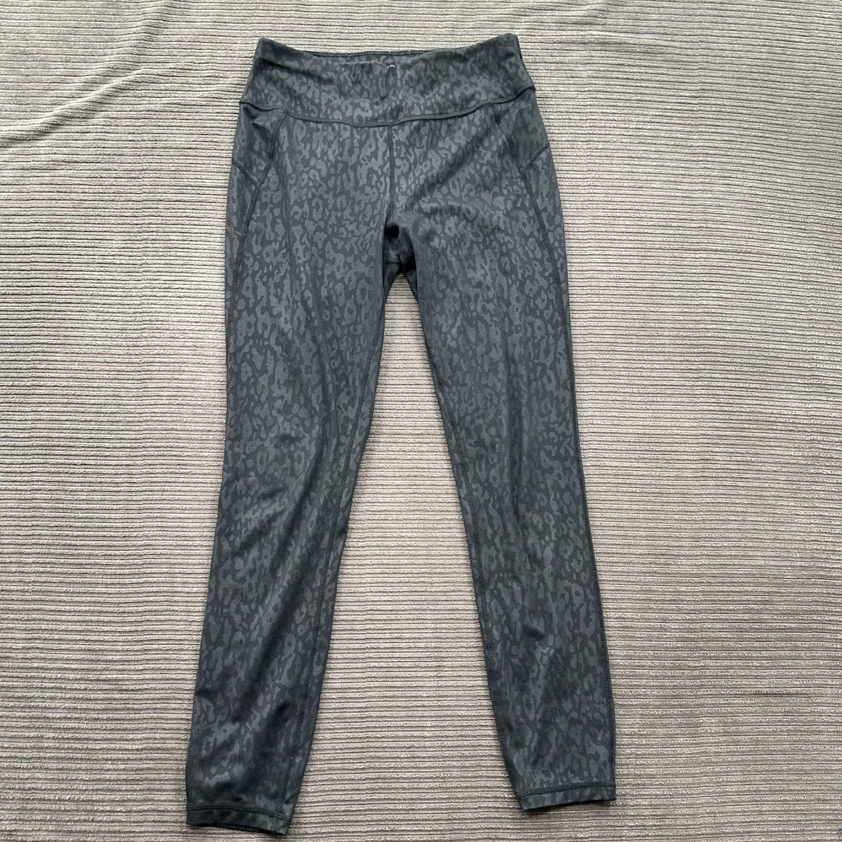 Sweaty Betty Sweaty Betty Leggings Women Small Black Leopard Print All Day Full Length Athletic Slim Inseam 26 in Pockets Size 28" / US 6 / IT 42 - 2 Thumbnail
