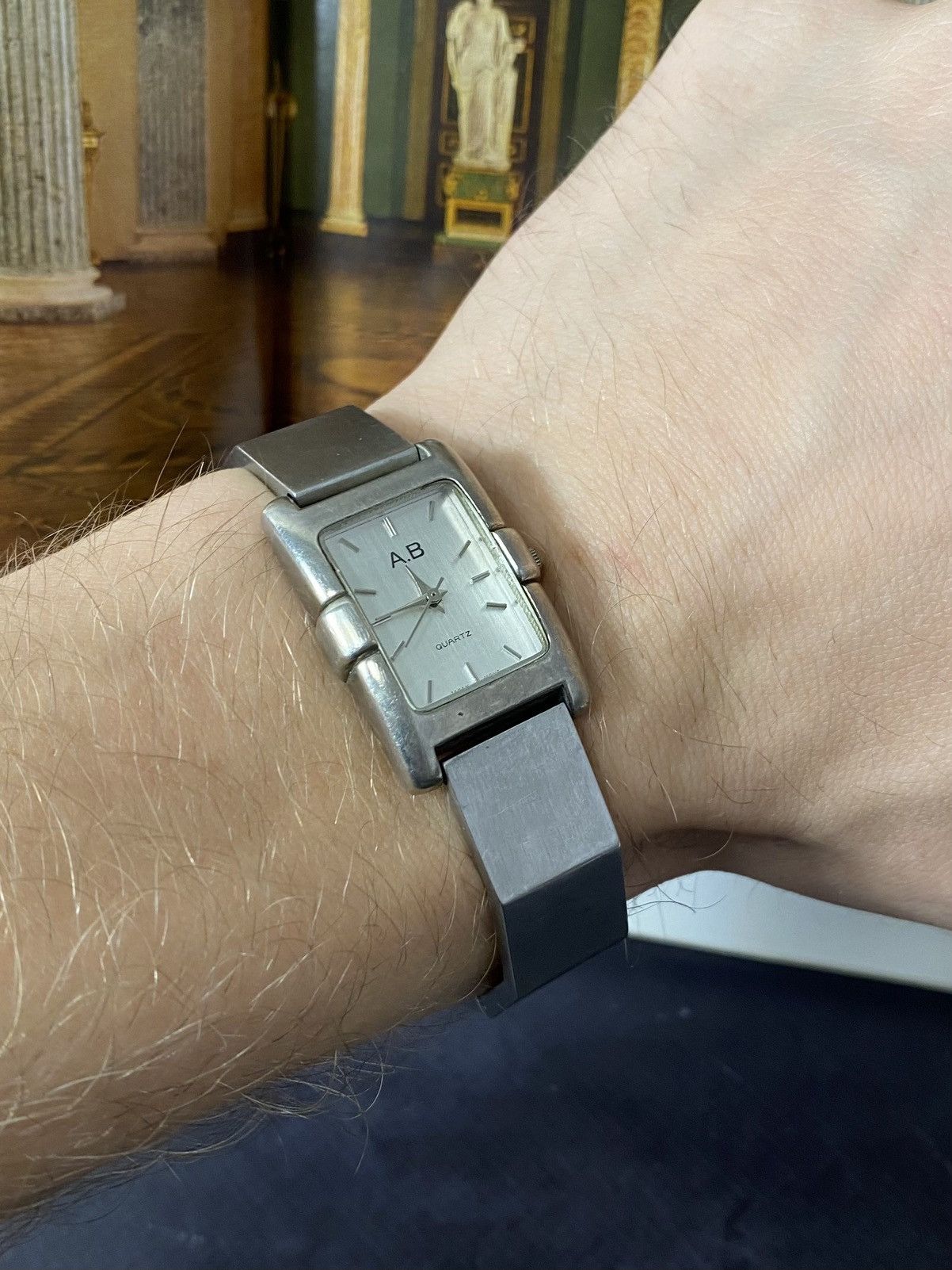 Japanese Brand Women's Watch, Silver Tone, Quartz, Thin Bracelet Size ONE SIZE - 3 Thumbnail