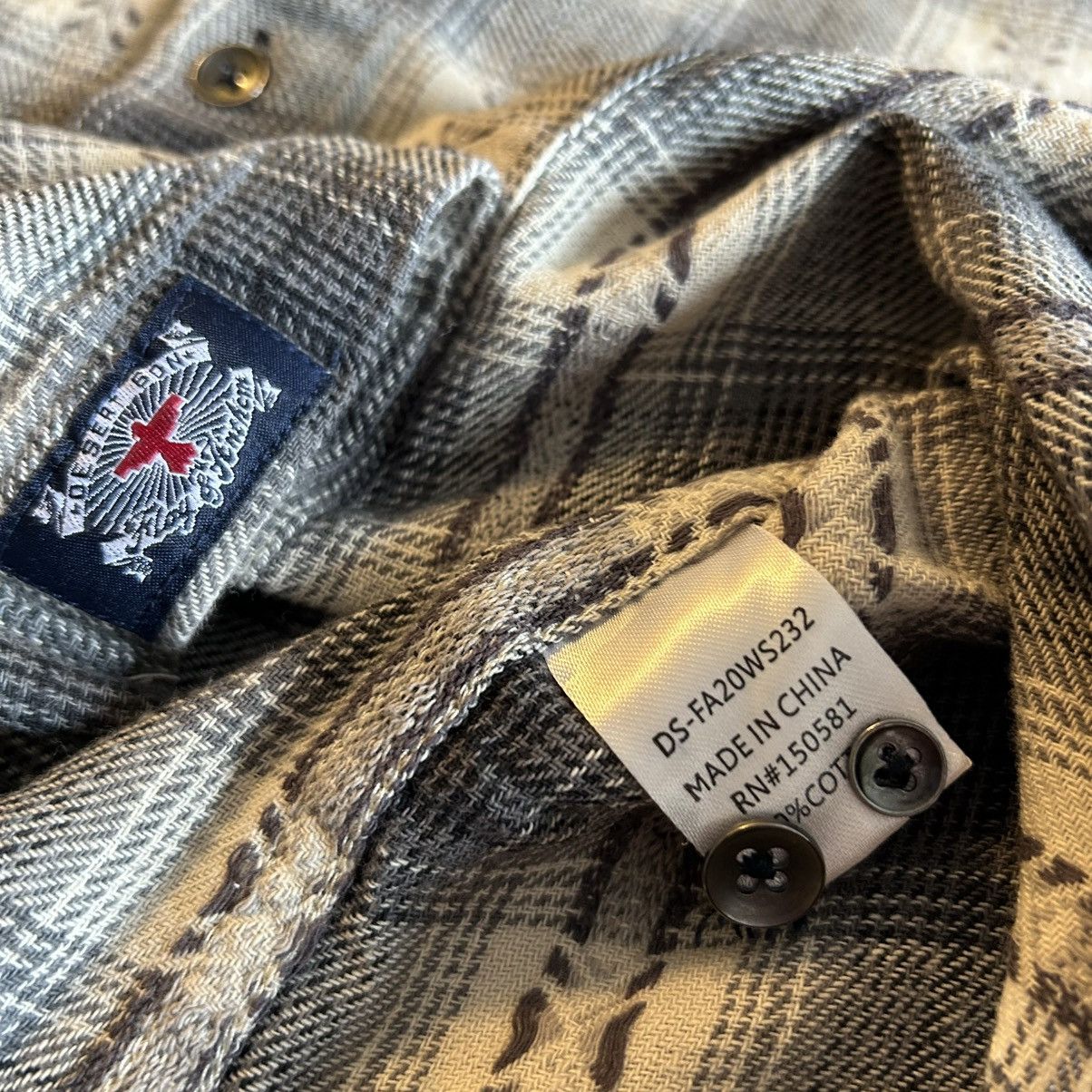 Flag & Anthem Desert Son Flag & Anthem gray white plaid LS flannel size L Size US L / EU 52-54 / 3 - 4 Thumbnail