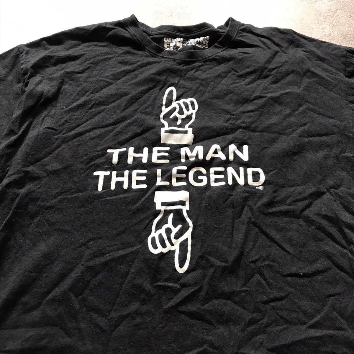 Vintage Vintage Y2K Graphic Tee The Man The Legend Streetwear XL Size US XL / EU 56 / 4 - 2 Thumbnail