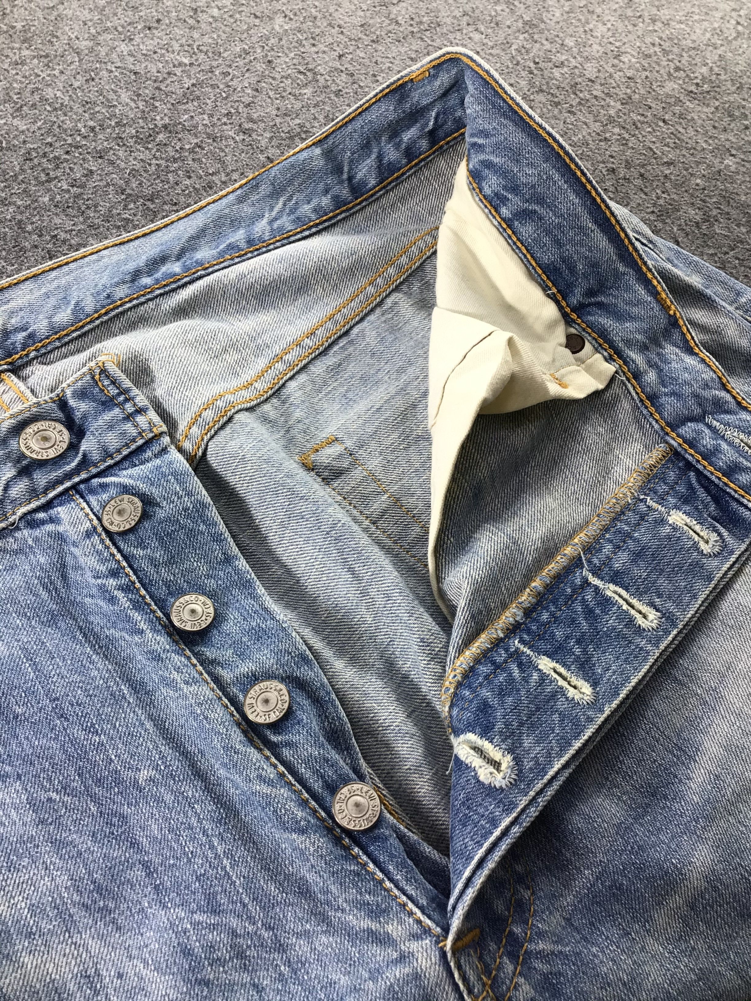 Vintage 90s Levis 501 Jeans-JM371