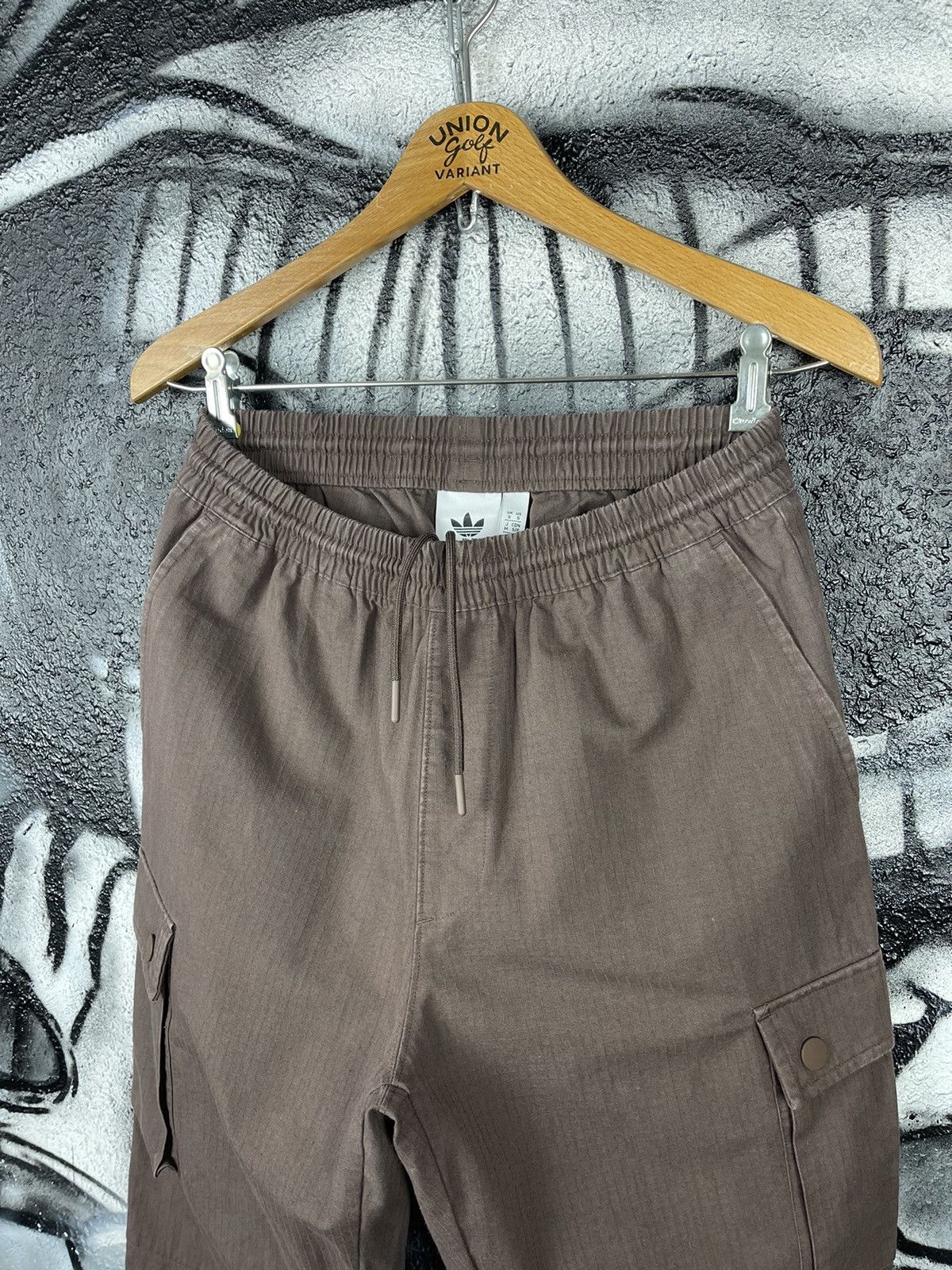 Adidas Adidas Originals Embroidered Logo Brown Regular Cargo Pants Men’s Size Small Size US 30 / EU 46 - 9 Thumbnail