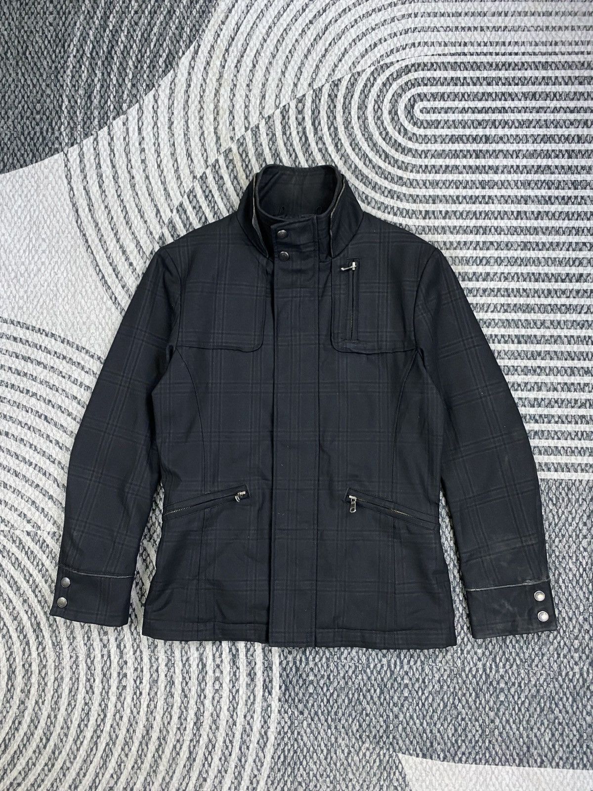 Japanese Brand Vintage High Street Casual Black Zipper Jacket Size US S / EU 44-46 / 1 - 1 Thumbnail