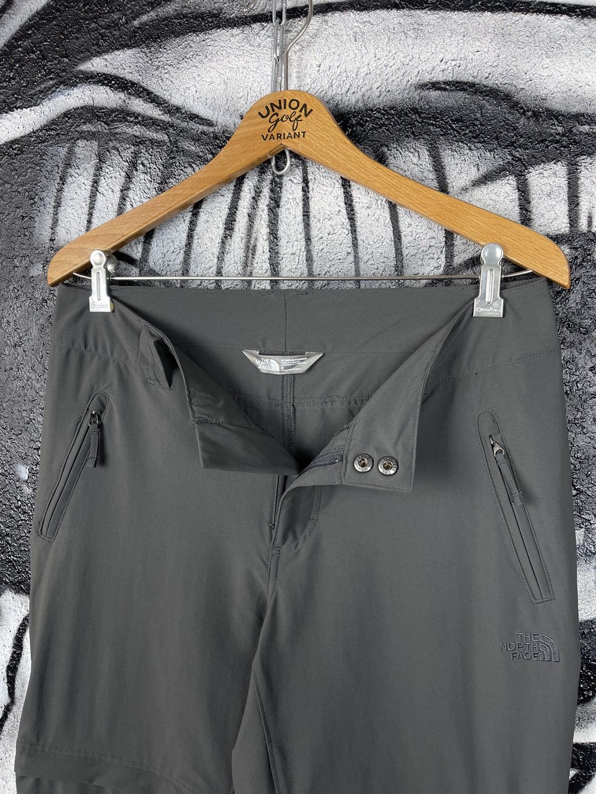 The North Face The North Face Outdoor Grey Cargo Transformer Pants WMNS Size 8 Size 30" / US 8 / IT 44 - 5 Thumbnail