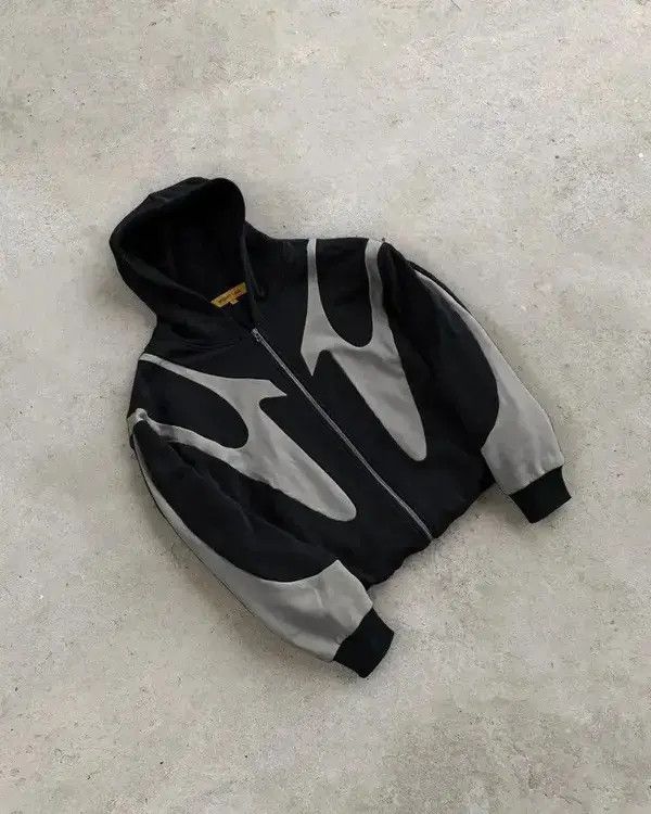Japanese Brand Streetwear Zipper Hoodie Size US S / EU 44-46 / 1 - 2 Thumbnail