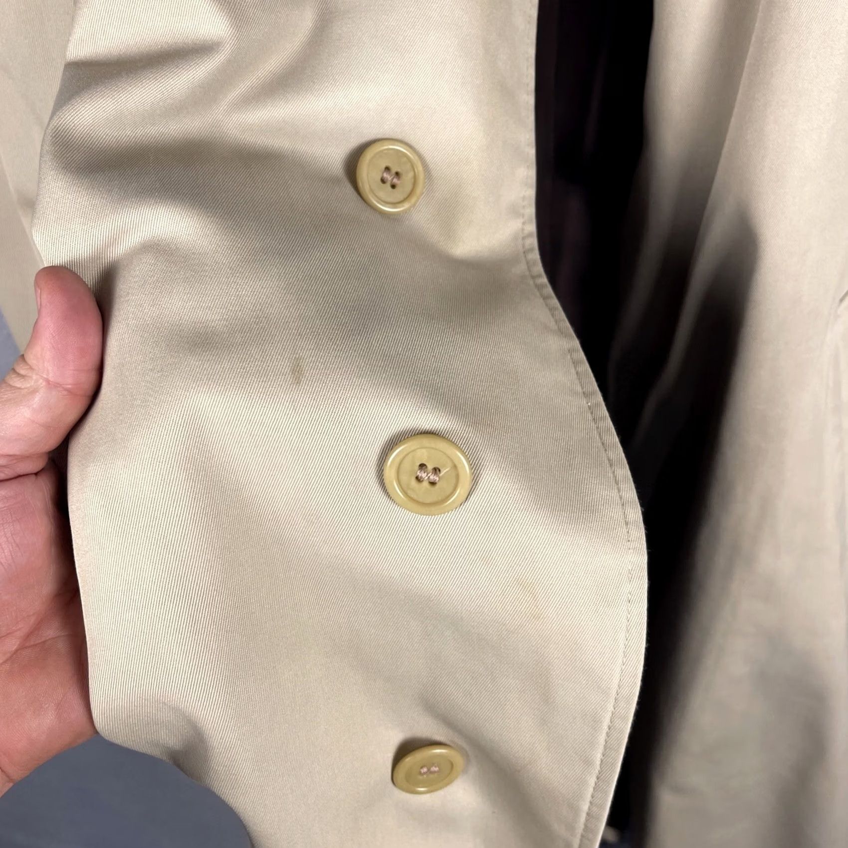 Aquascutum VINTAGE Aquascutum Trench Coat Men’s L Beige/ Taupe Classic READ Size US L / EU 52-54 / 3 - 5 Thumbnail