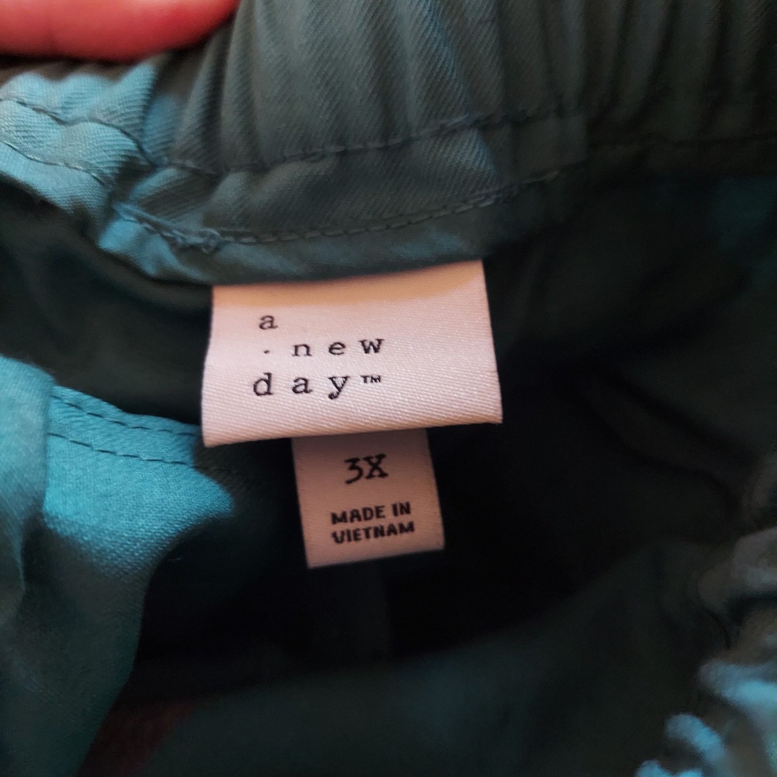 Target Basics A New Day 3x green cargo dress pant stretchy comfortable NWT Size 42" / US 20 - 7 Thumbnail