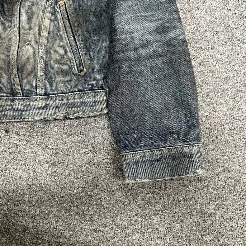Balenciaga Balenciaga Denim Jacket With Mud Dyed Effect. Size US L / EU 52-54 / 3 - 4 Thumbnail