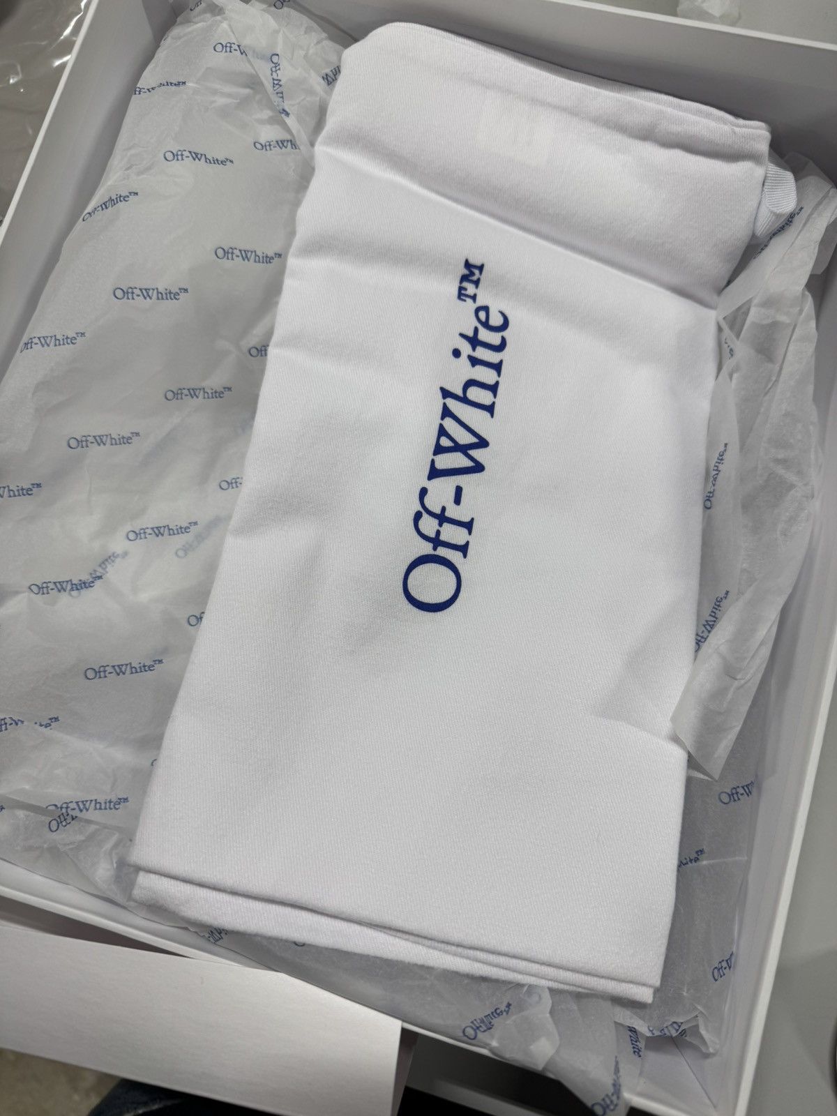 Off-White Off-White Out of Office Mid Top Leather Sneaker NEW 800$ Size US 8 / EU 41 - 9 Thumbnail