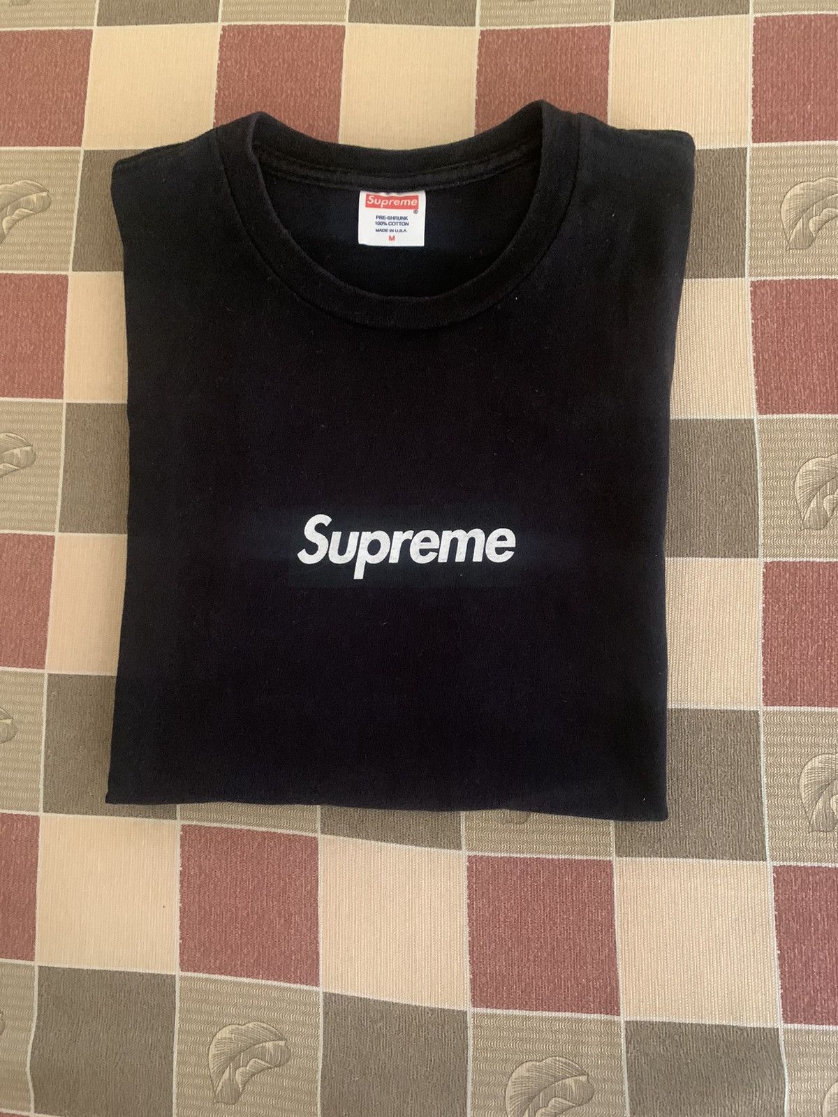 Friends and family box logo hotsell