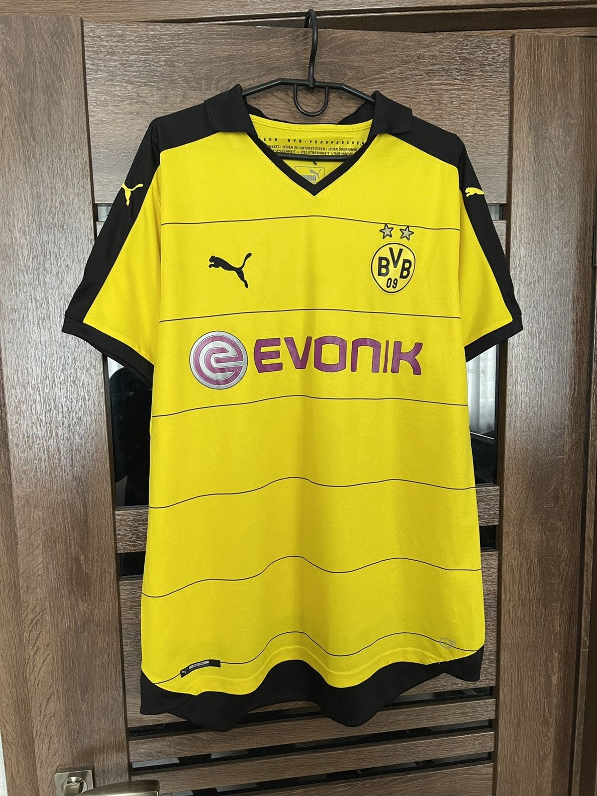 Puma 2015/2016 Puma Borussia Dortmund Soccer Jersey Shirt Size US XL / EU 56 / 4 - 2 Thumbnail