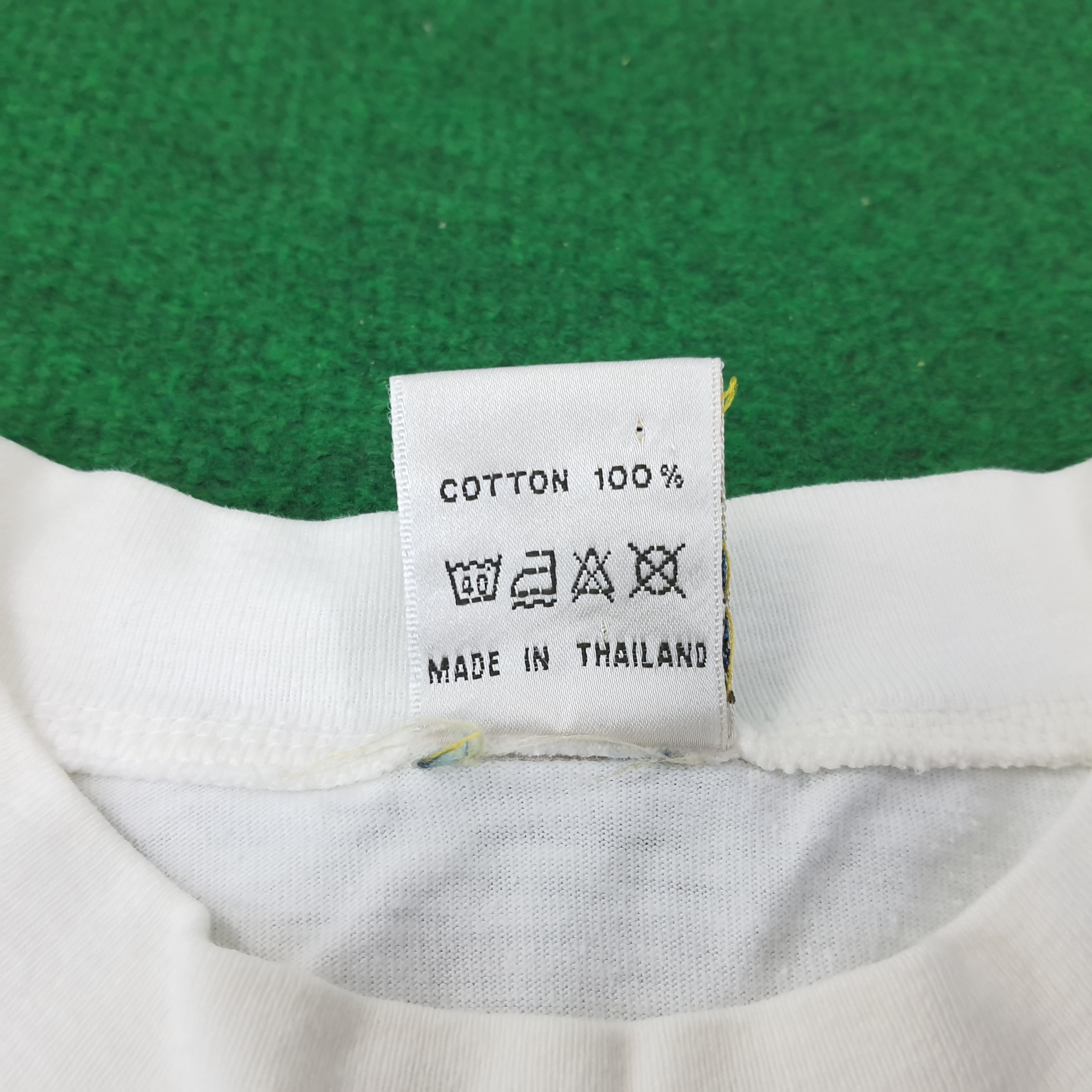 Other Vintage Adventure of TinTin Long Sleeve Tshirt C239N48 Size US L / EU 52-54 / 3 - 6 Thumbnail