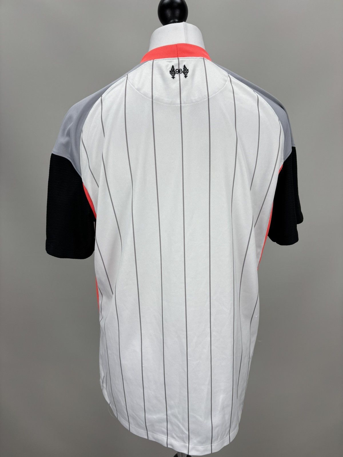 Nike Mens t shirt jersey Nike Liverpool 2020/2021 Size XL Size US XL / EU 56 / 4 - 8 Thumbnail