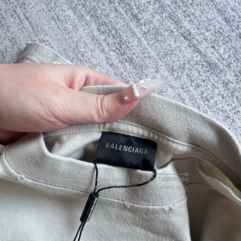 Balenciaga Balenciaga Beige cola short sleeves Size US M / EU 48-50 / 2 - 5 Thumbnail