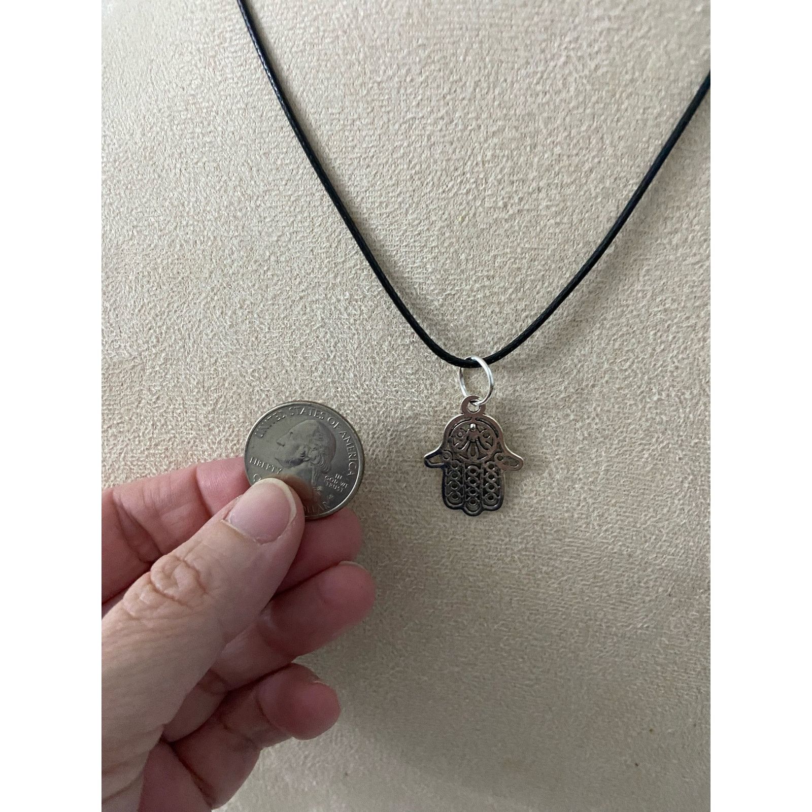Handmade Hamsa pendant necklace silver tone Size ONE SIZE - 3 Thumbnail