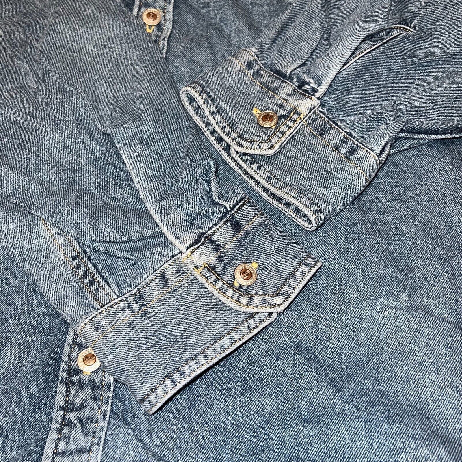 Levi's Levi's Silver Tab Denim Oversized Blue Pocket Shirt Men's XL Size US XL / EU 56 / 4 - 4 Thumbnail