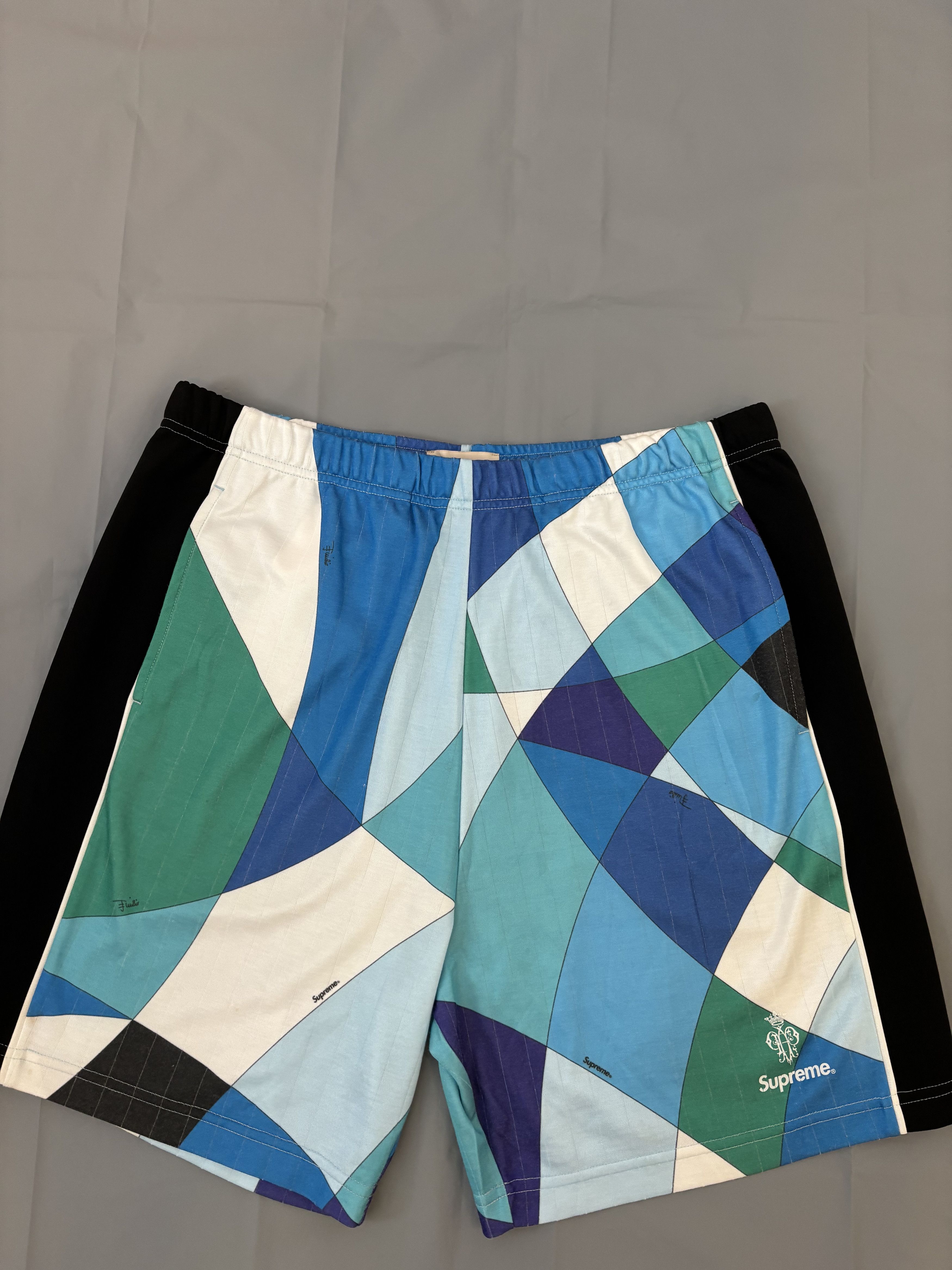 Supreme Short foot à motif Supreme X Emilio Pucci Size US 32 / EU 48 - 8 Thumbnail