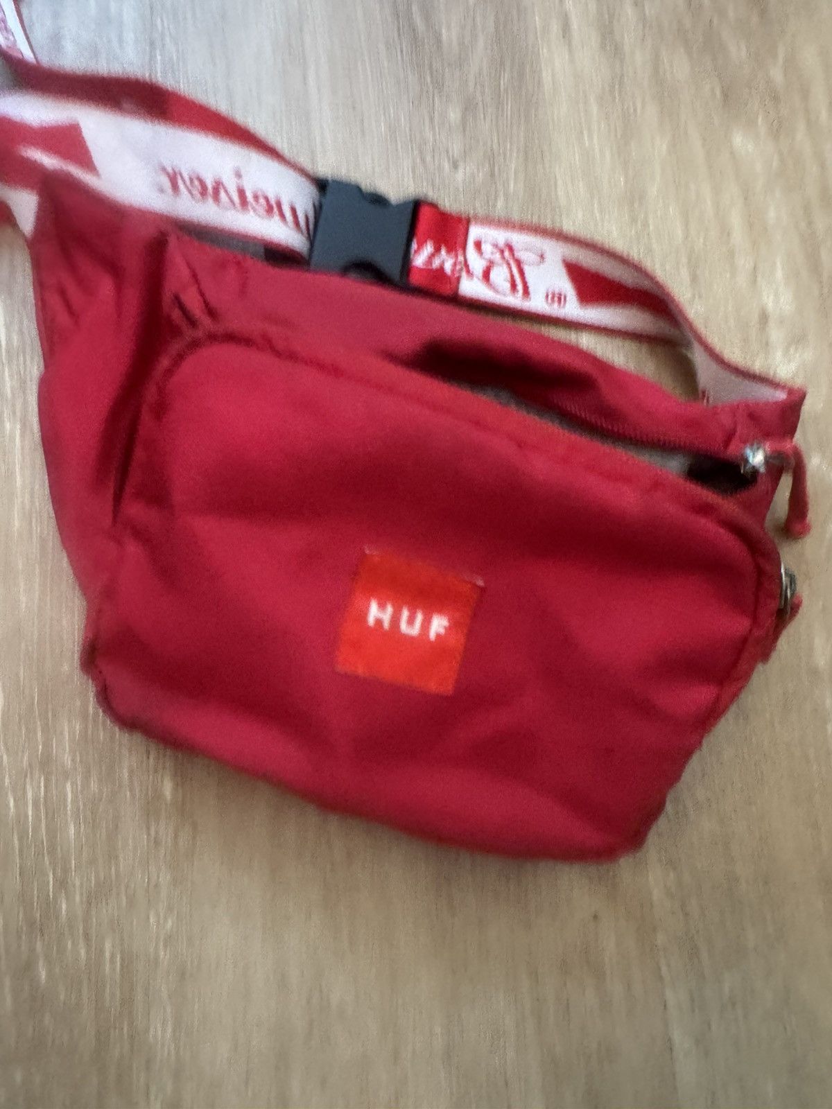 Budweiser × Huf Budweiser x HUF Official Beer Cooler Fanny Pack Size ONE SIZE - 10 Thumbnail