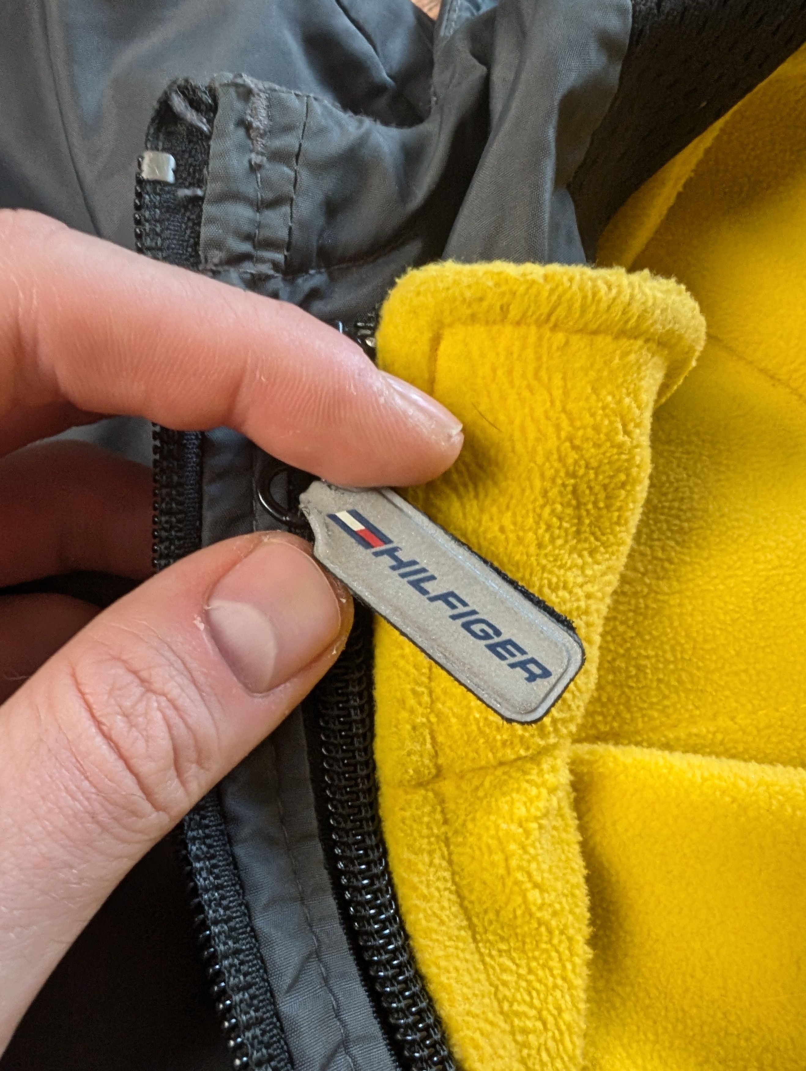 Tommy Hilfiger × Vintage Khaki Hilfiger athletics vintage windbreaker jacket Size US XL / EU 56 / 4 - 3 Thumbnail
