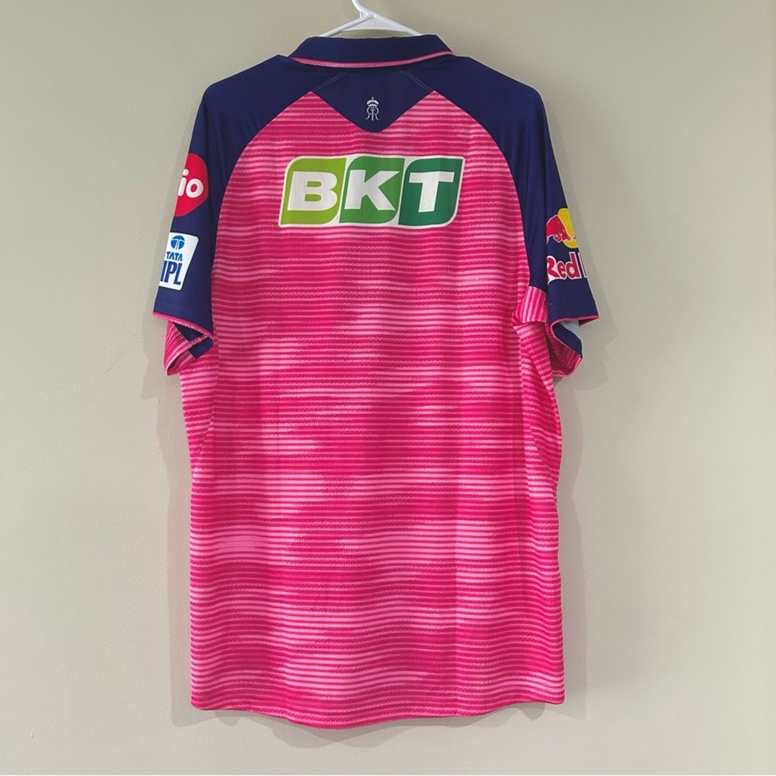 Other Rajasthan Royals Cricket Jersey Size US XL / EU 56 / 4 - 2 Thumbnail