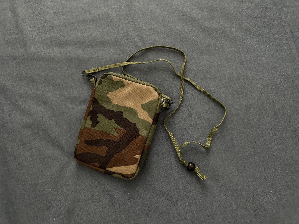 Supreme Supreme camo pouch Size ONE SIZE - 2 Thumbnail