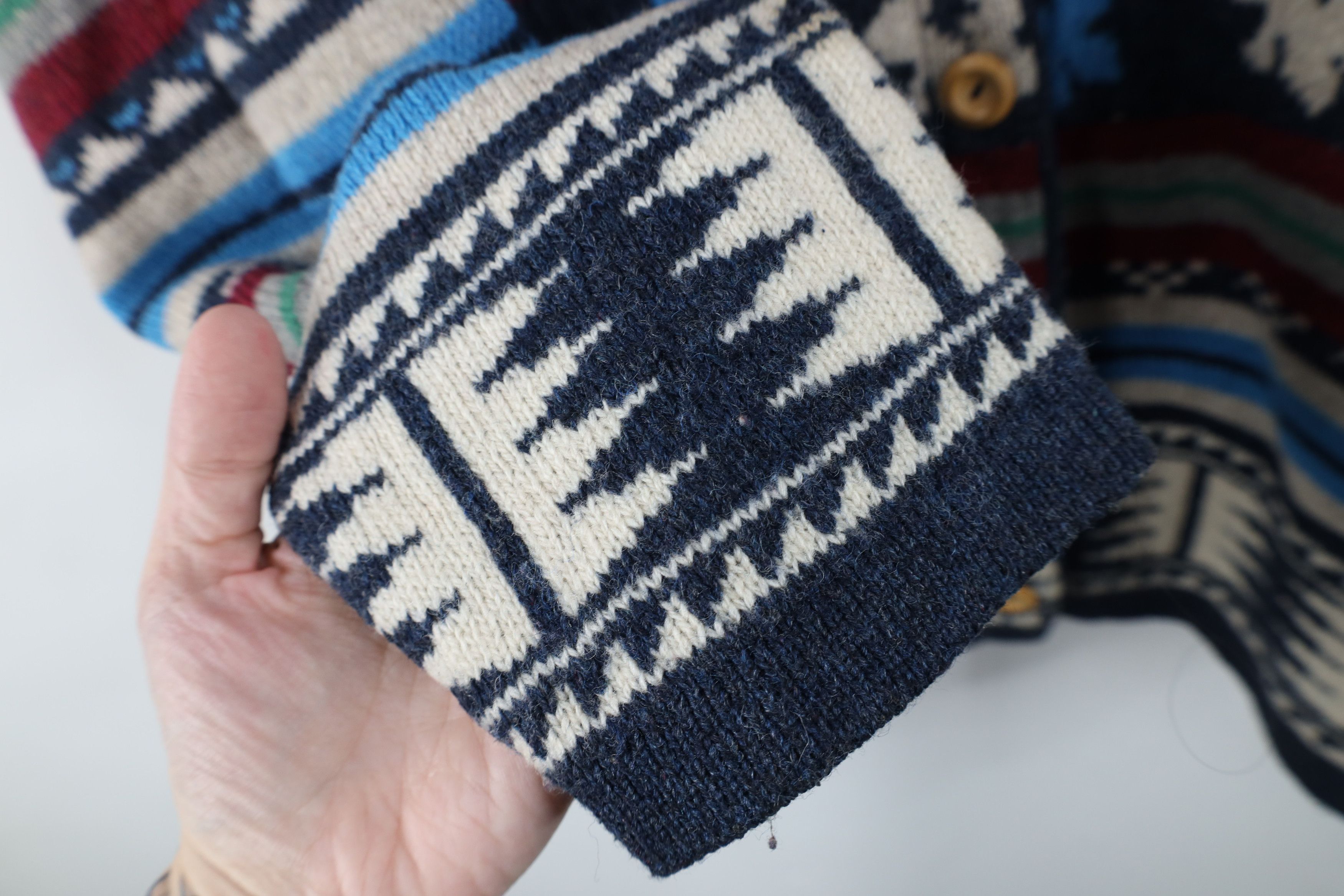 Vintage Vintage 90s Streetwear Fair Isle Knit Cardigan Sweater Size L / US 10 / IT 46 - 5 Thumbnail