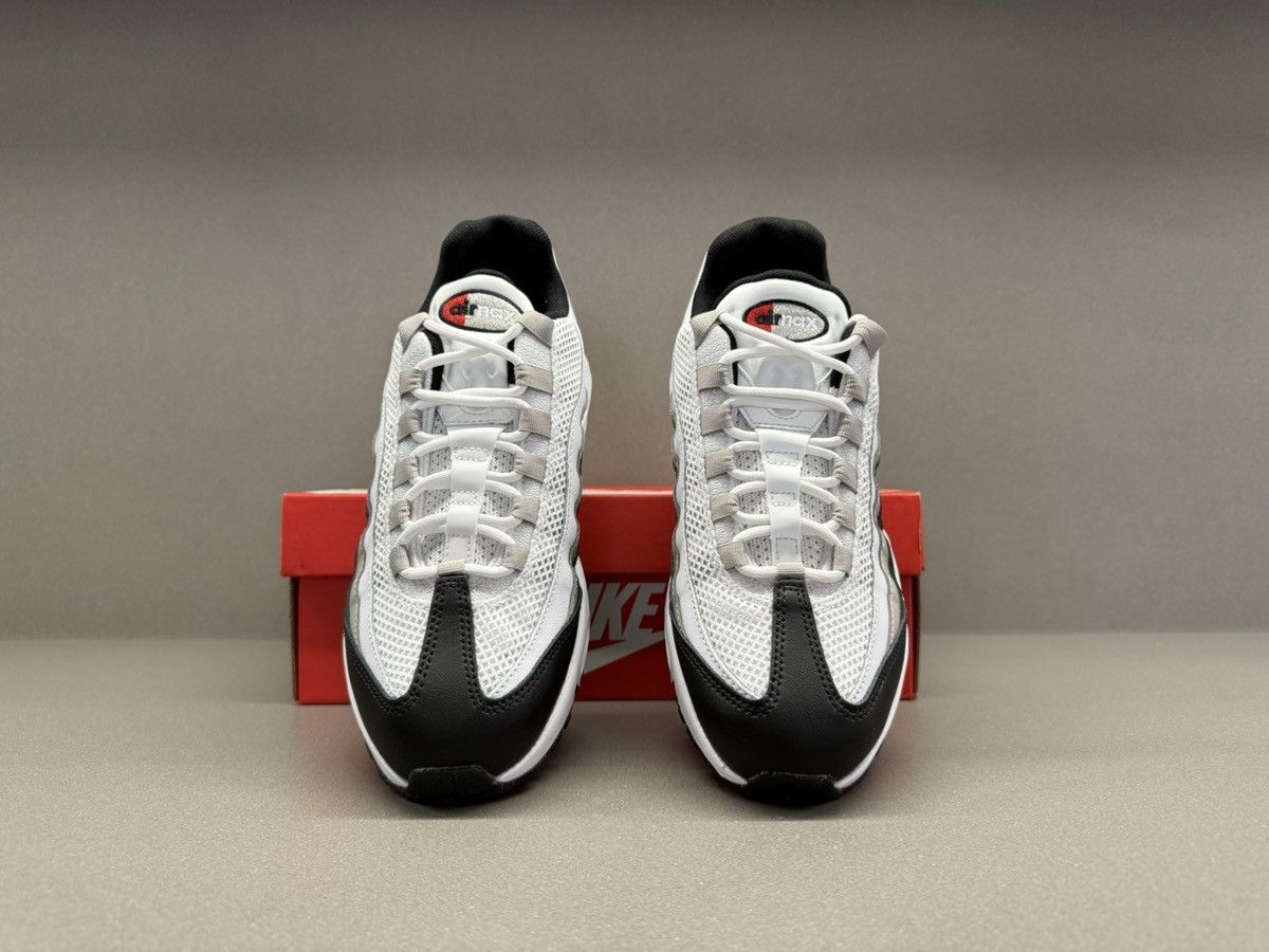 Nike Nike Air Max 95 White Light Iron Ore Black Patent Women’s Size US 6 / IT 36 - 4 Thumbnail