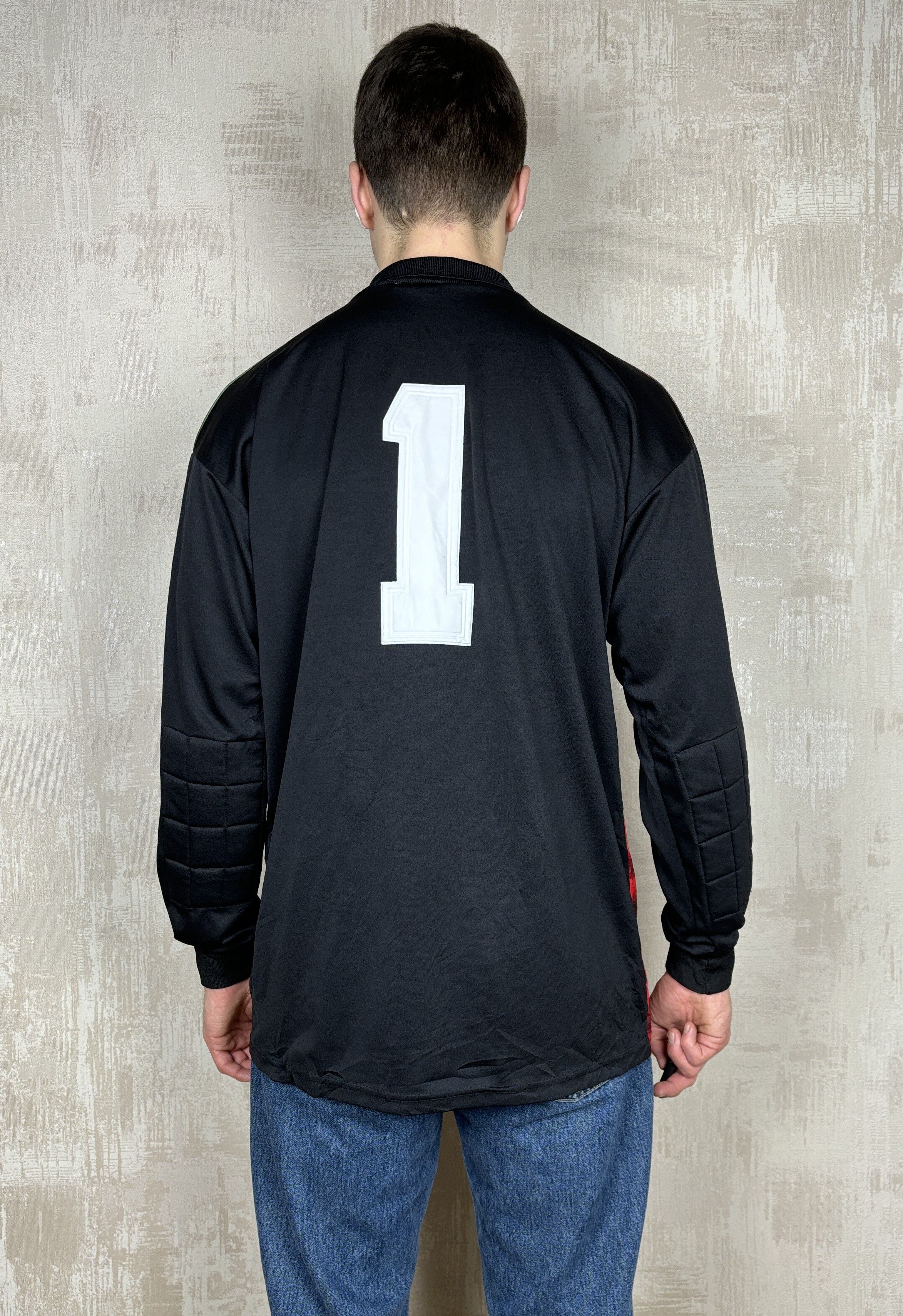 Vintage Vintage Uhlsport 90's Template Goalkeeper Soccer Jersey #1 Size US XL / EU 56 / 4 - 15 Thumbnail
