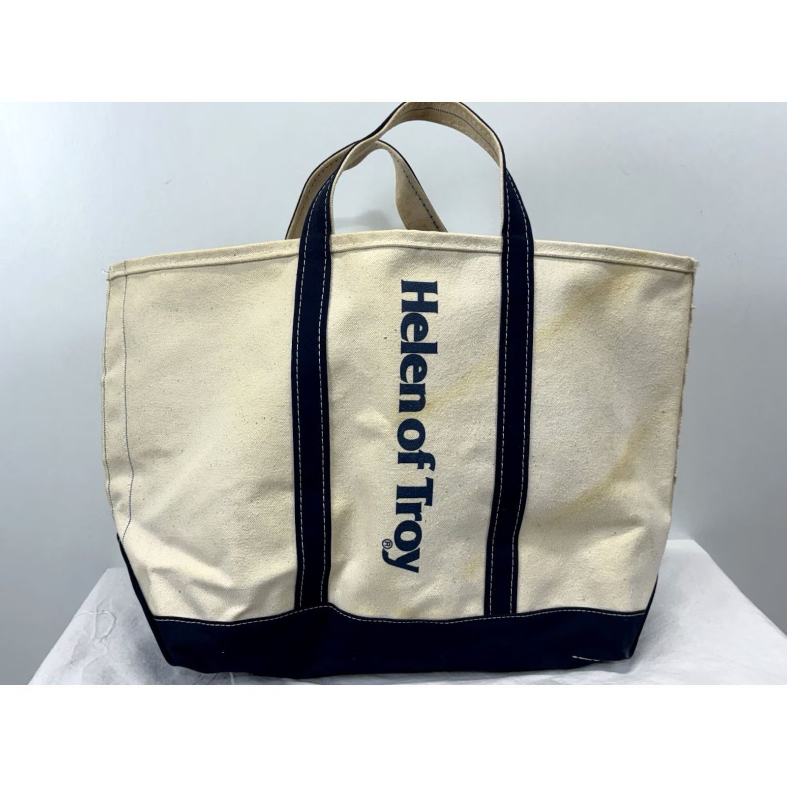 Vintage VINTAGE L.L. Bean Tote Bag Ivory Navy Helen Of Troy Logo Distressed 80s Canvas Classic Preppy Men Size ONE SIZE - 3 Thumbnail