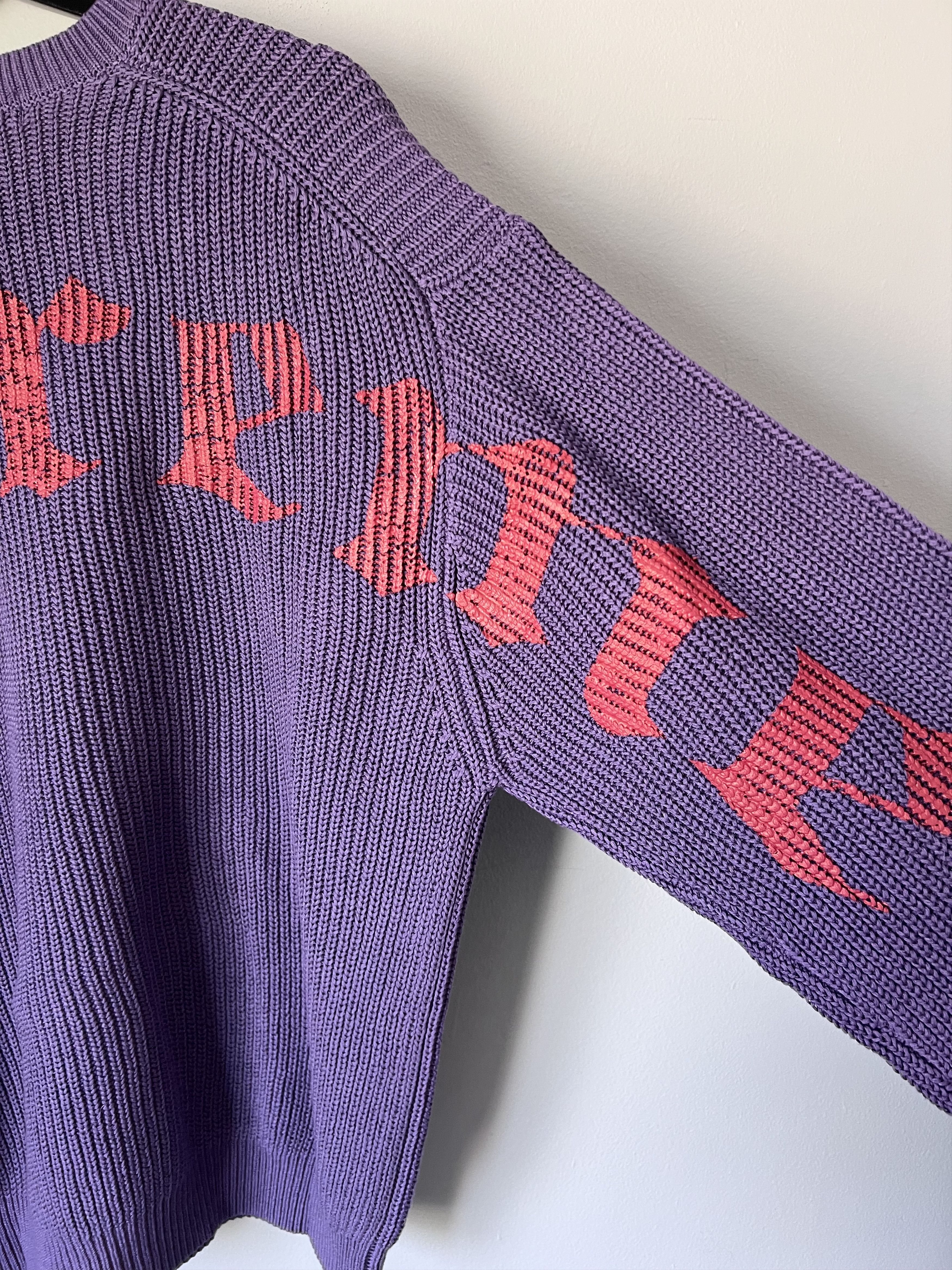 Supreme Supreme Old English Printed Sweater in Purple Size US XL / EU 56 / 4 - 2 Thumbnail