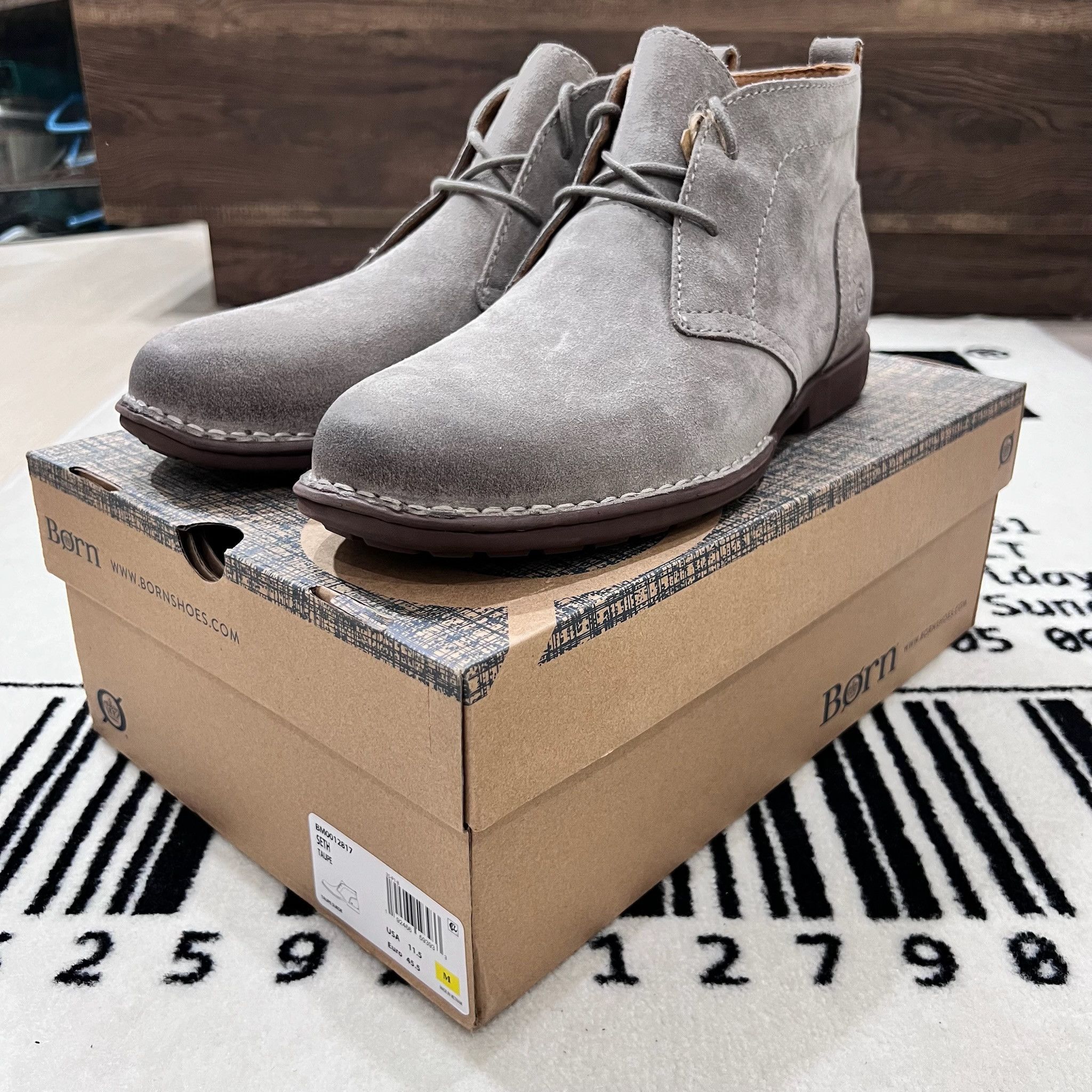 Born Børn Seth Suede Chukka Boot Taupe Suede Ankle Boots Size US 11.5 / EU 44-45 - 1 Thumbnail