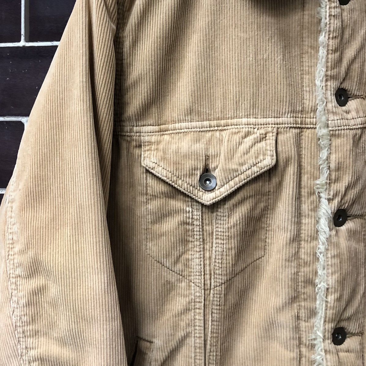 Uniqlo Vintage Uniqlo Corduroy Trucker Jacket Size US L / EU 52-54 / 3 - 7 Thumbnail