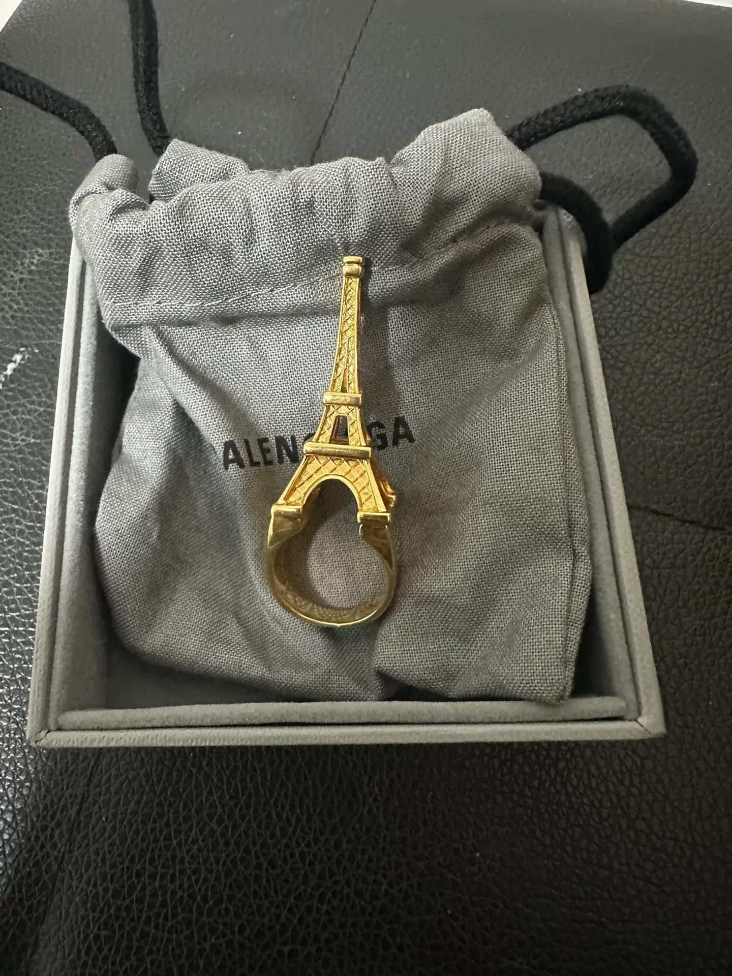 Balenciaga balenciaga eiffel tower ring in gold. Size ONE SIZE - 1 Thumbnail