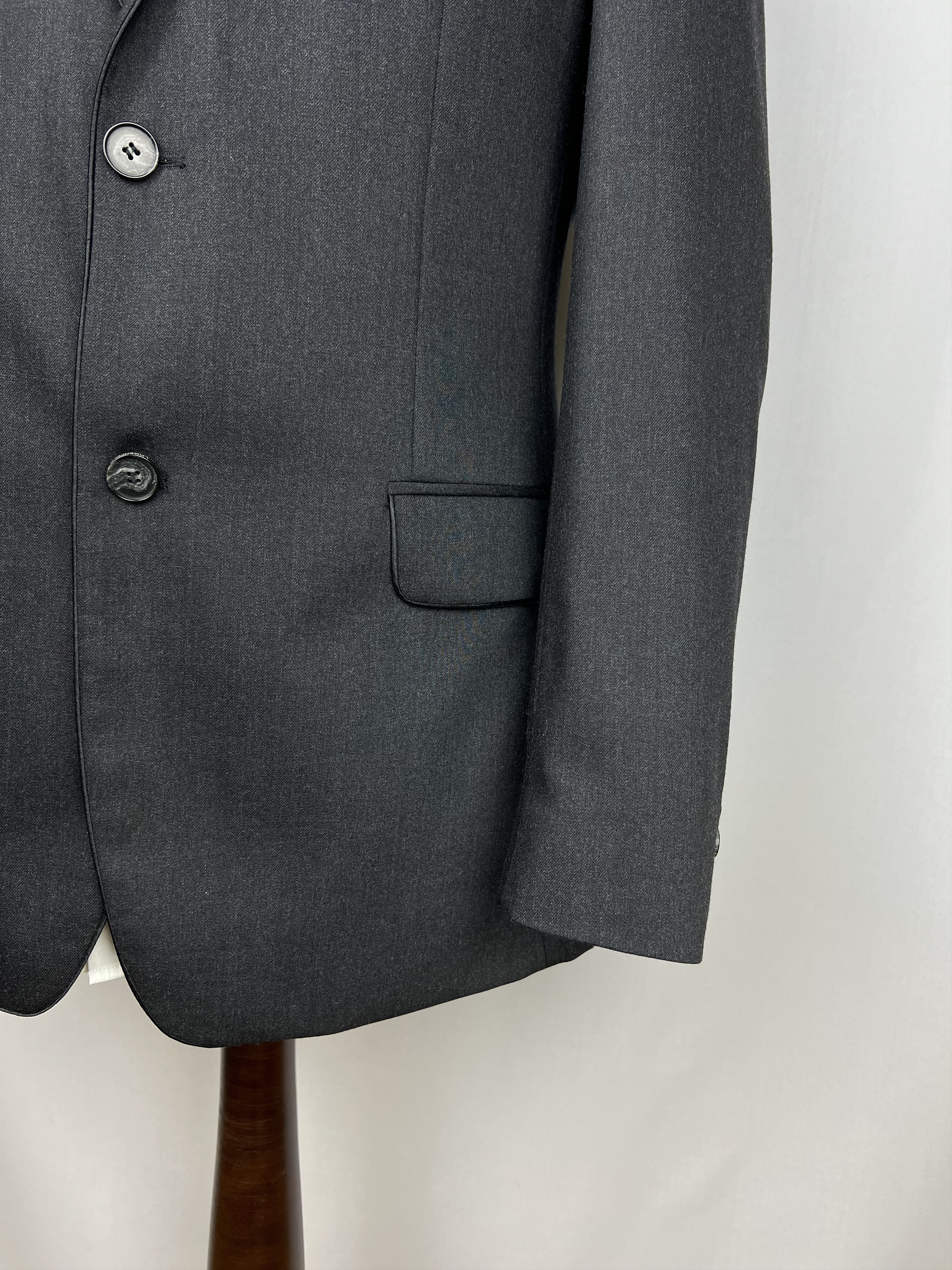 Karl Lagerfeld Modern 2-Piece Solid Wool Blend Suit Size 38R - 9 Thumbnail