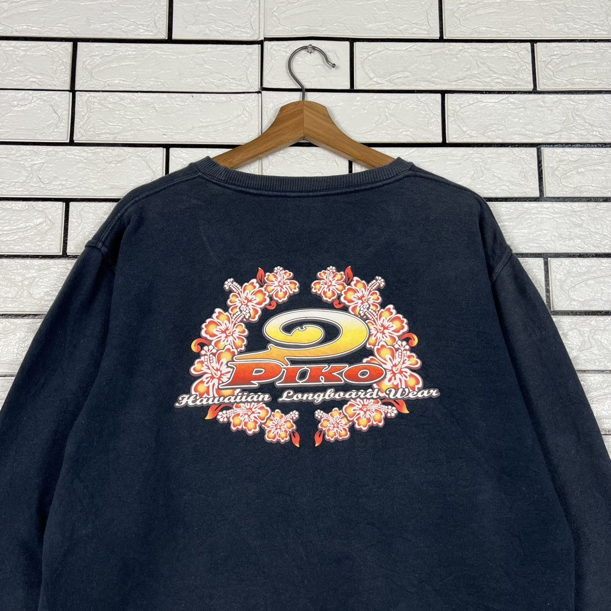 Vintage PIKO Hawaiian Longboard Wear Big Logo Sweatshirt #4244-C193 Size US L / EU 52-54 / 3 - 2 Thumbnail