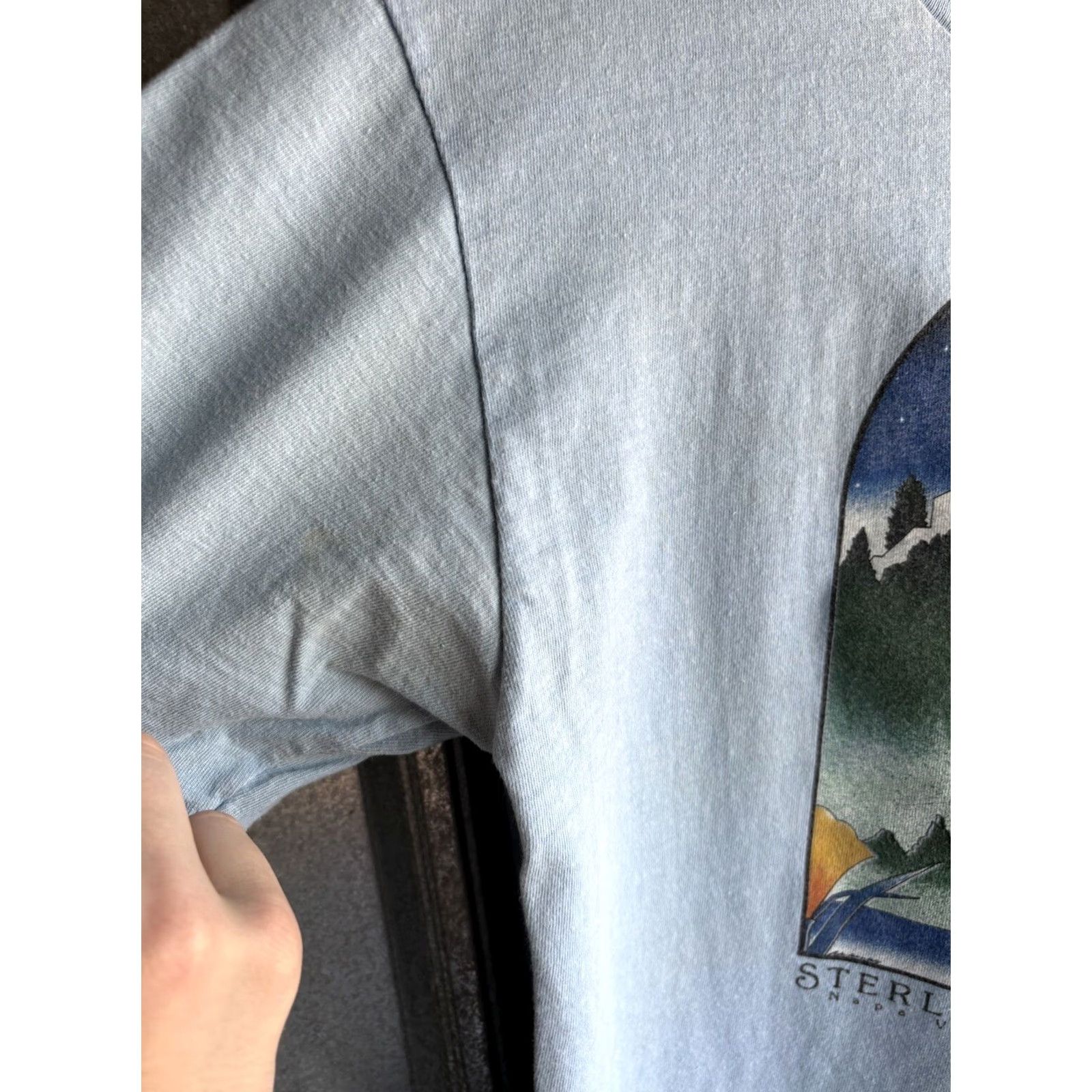 Hanes VINTAGE Hanes Sterling Vineyards Tee S Cotton Crew Neck Short Sleeve Blue 80s 90s Art USA Mens T-Shirt Size US S / EU 44-46 / 1 - 7 Thumbnail