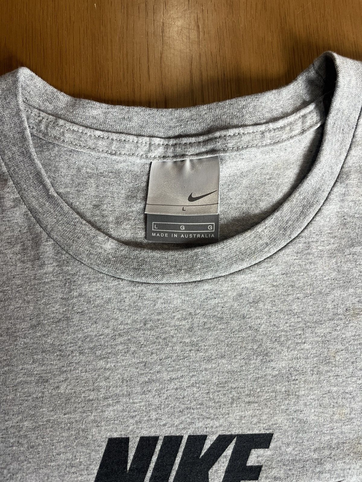Nike Vintage NIKE AIR MAX ‘87 ( re collection ) 00’s Tshirt Size US L / EU 52-54 / 3 - 5 Thumbnail