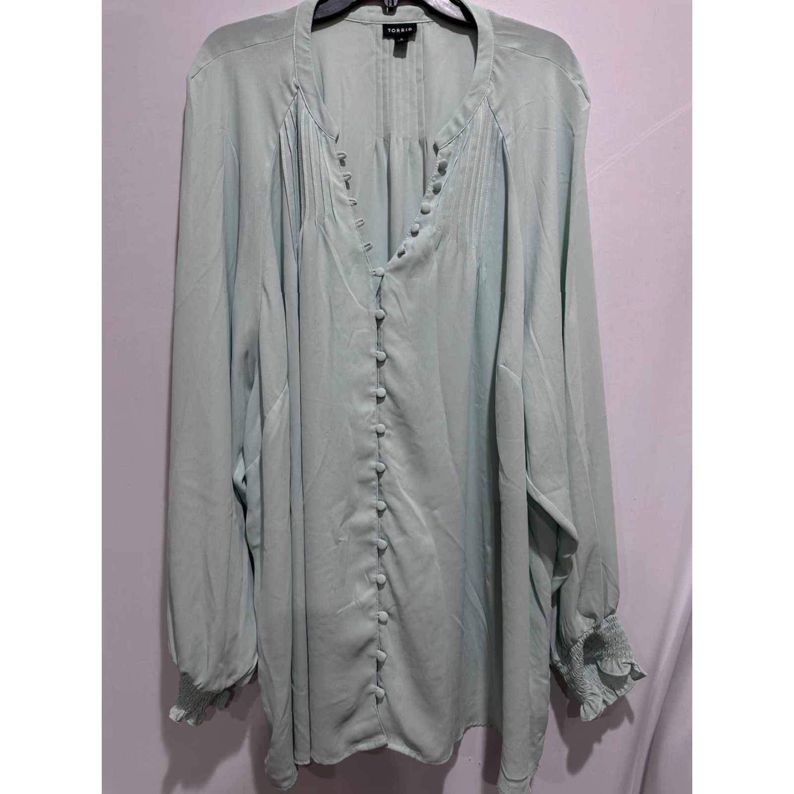 Torrid Torrid Blouse Plus 5X Green Button Front Sheer Tunic Top Balloon Sleeve Womens V-Neck Office Casual Feminine Size XXL / US 16-18 / IT 52-54 - 4 Thumbnail