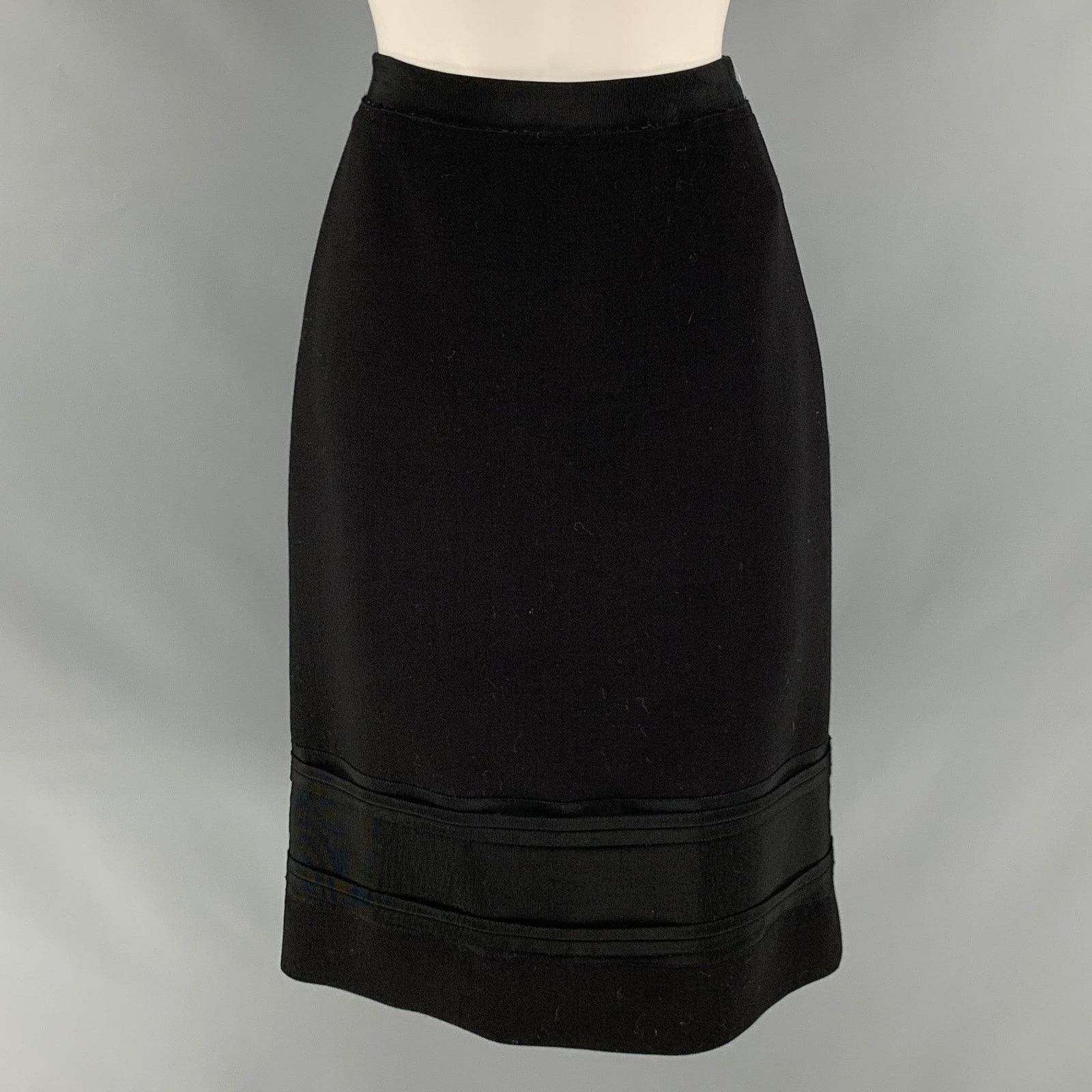 Prada PRADA Size 6 Black Wool Pencil Knee-Length Skirt Size 28" / US 6 / IT 42 - 1 Thumbnail