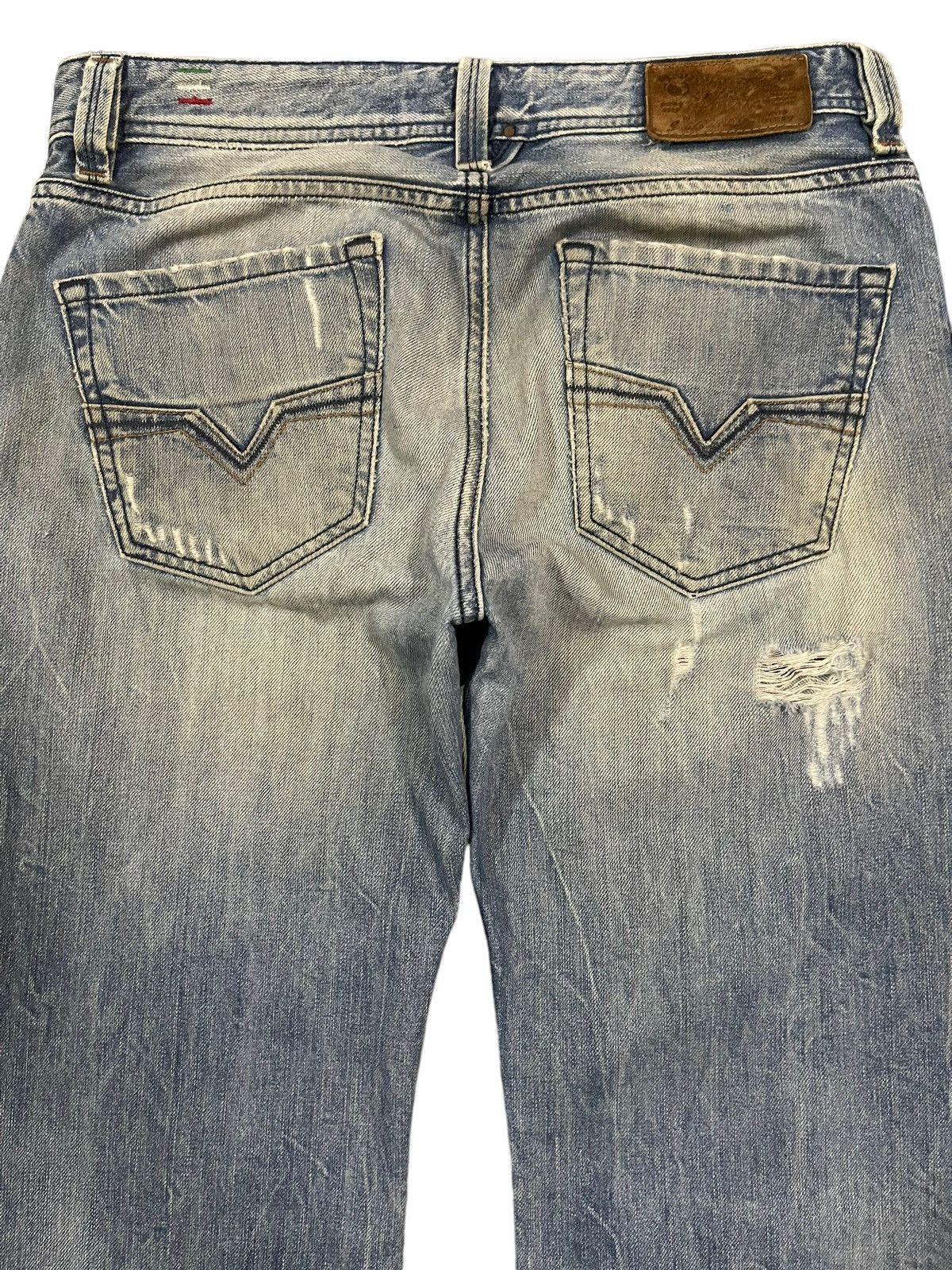 Diesel Vintage 90s Diesel Industry Blue Wash Distressed Jeans Size US 32 / EU 48 - 4 Thumbnail